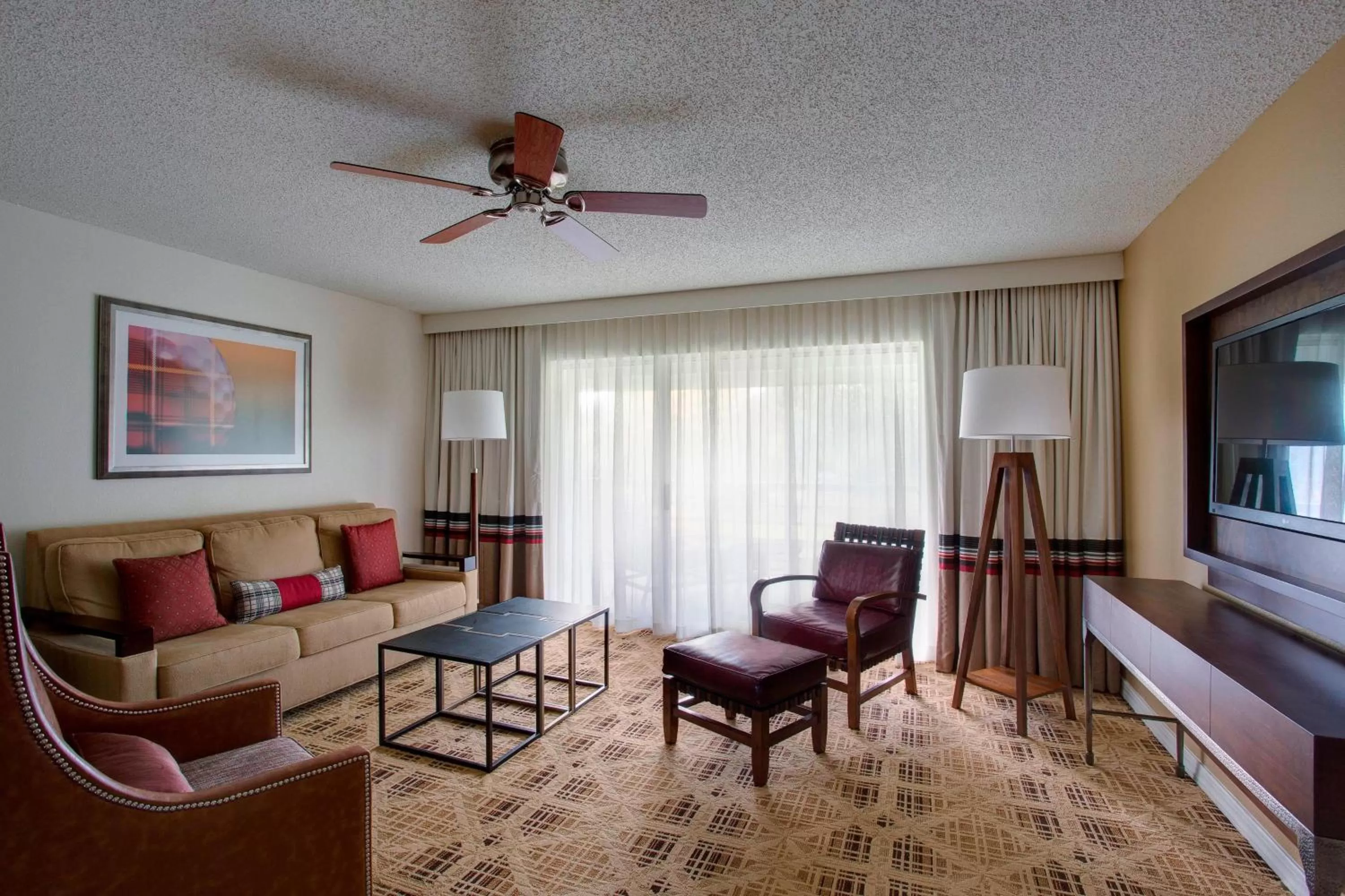 Living room in Sawgrass Marriott Golf Resort & Spa