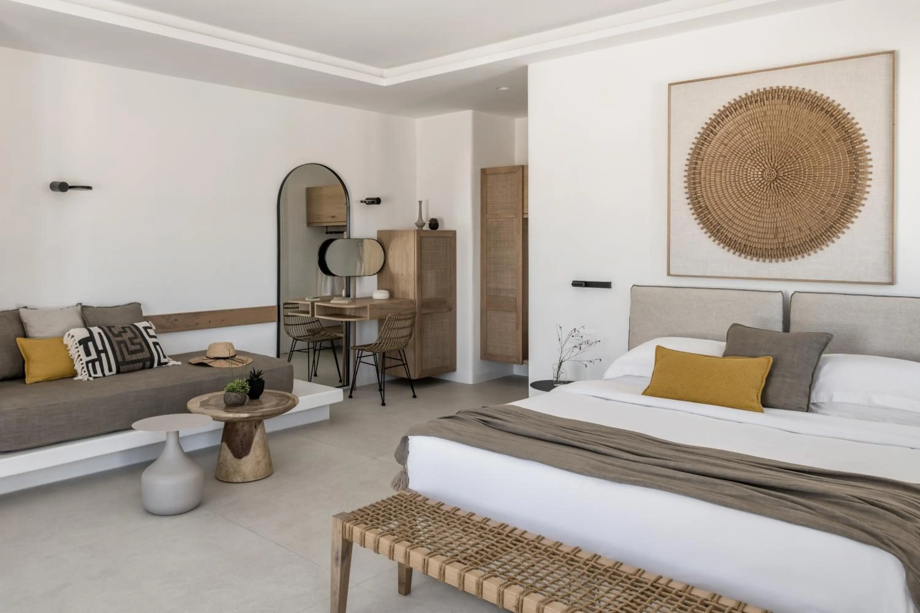 Bedroom, Bed in A Hotel Mykonos