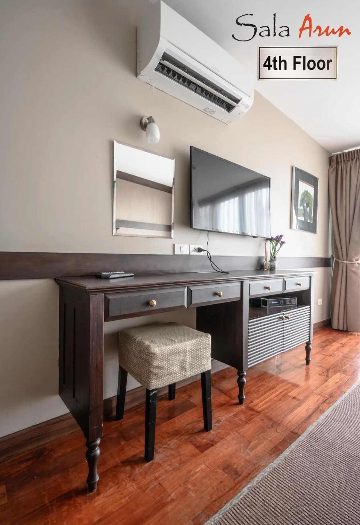 TV and multimedia in Sala Arun