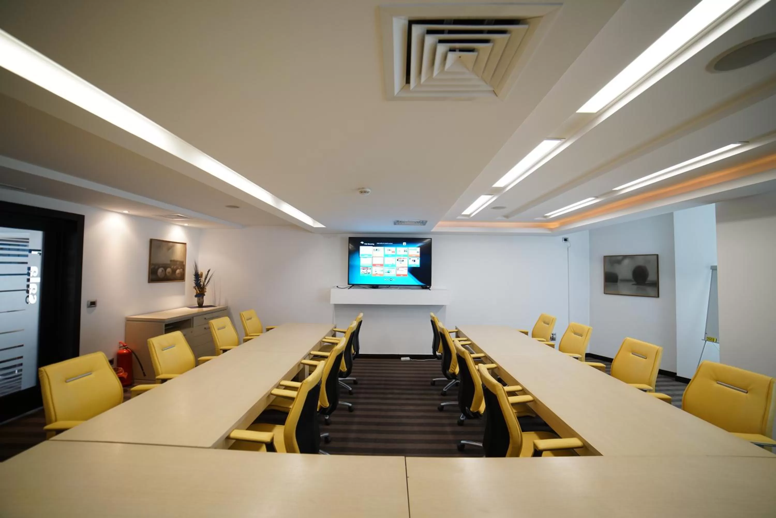 Meeting/conference room in Hotel Vojvodina