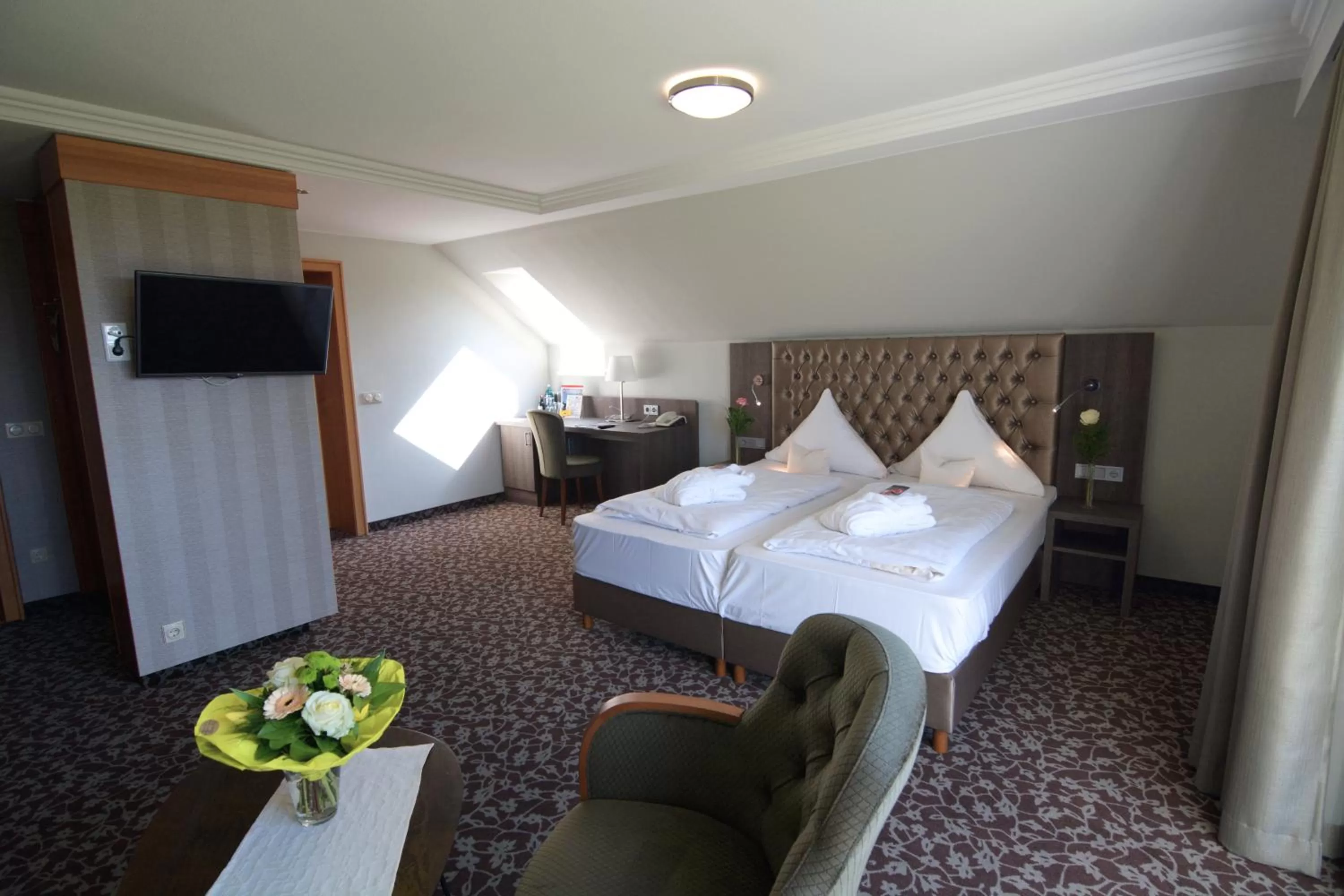 Comfort Double Room in Berghotel Hoher Knochen - Ruhe & Natur