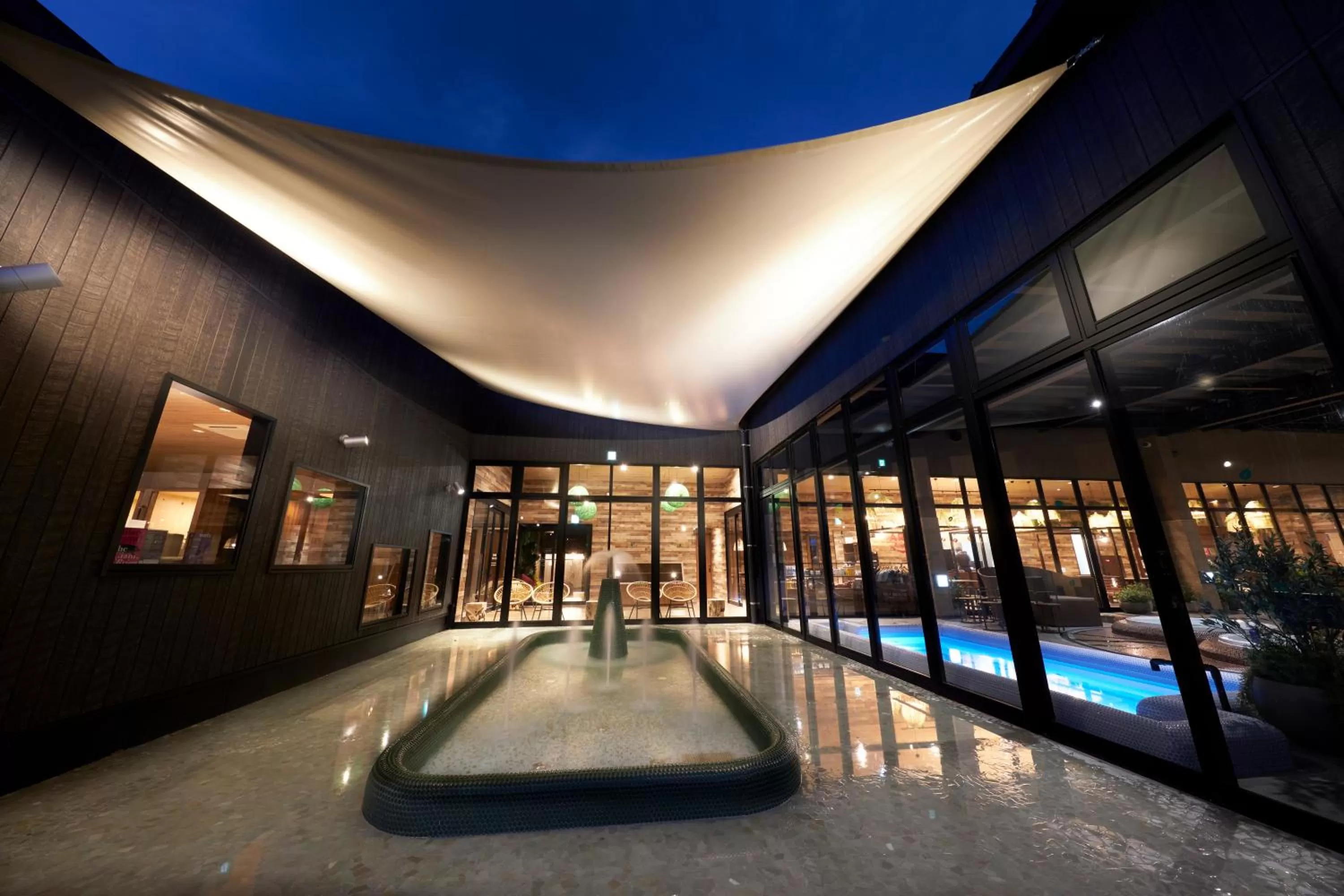 Night in i + Land Nagasaki