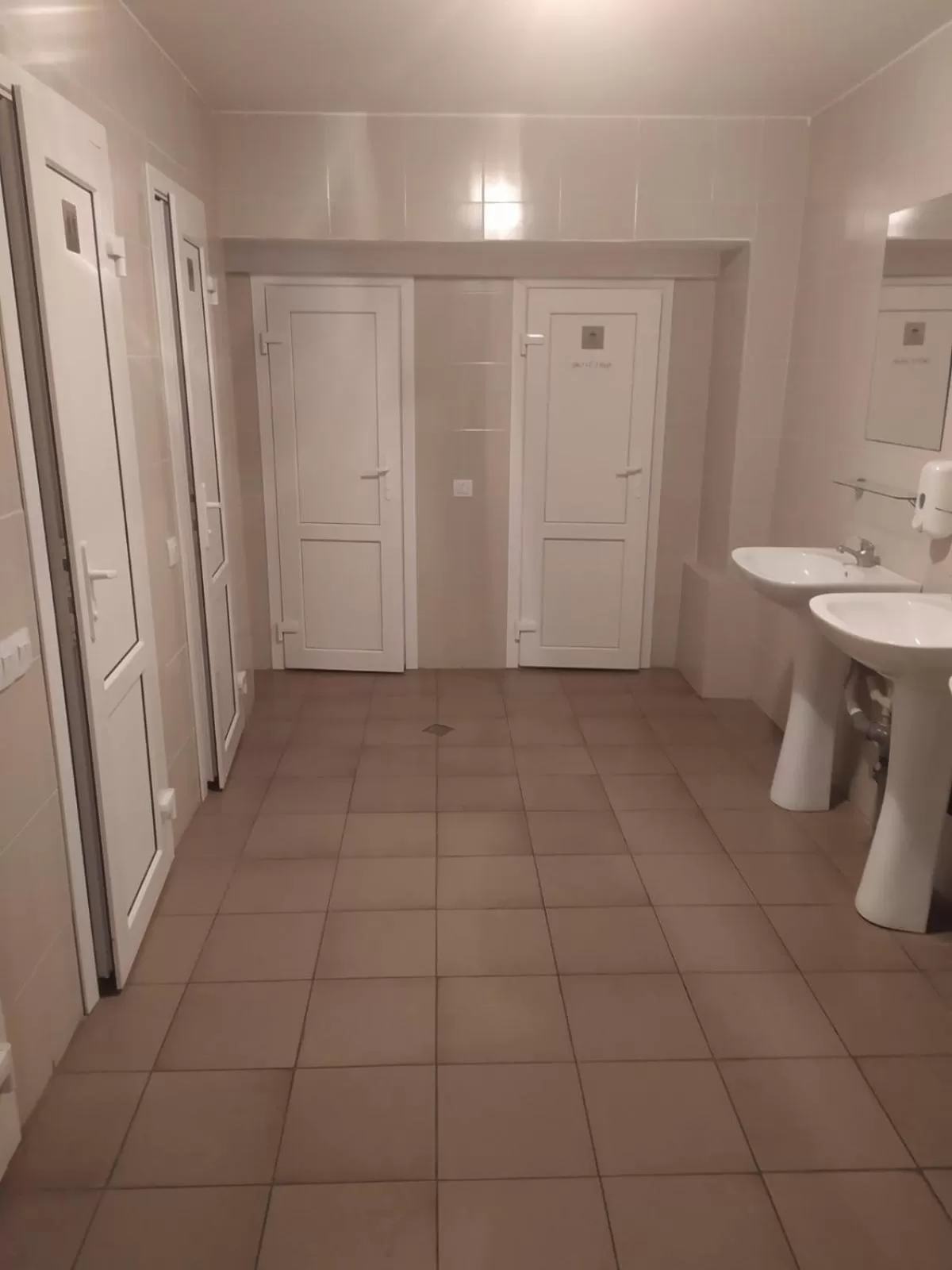 Toilet in Zelenyi Kampus