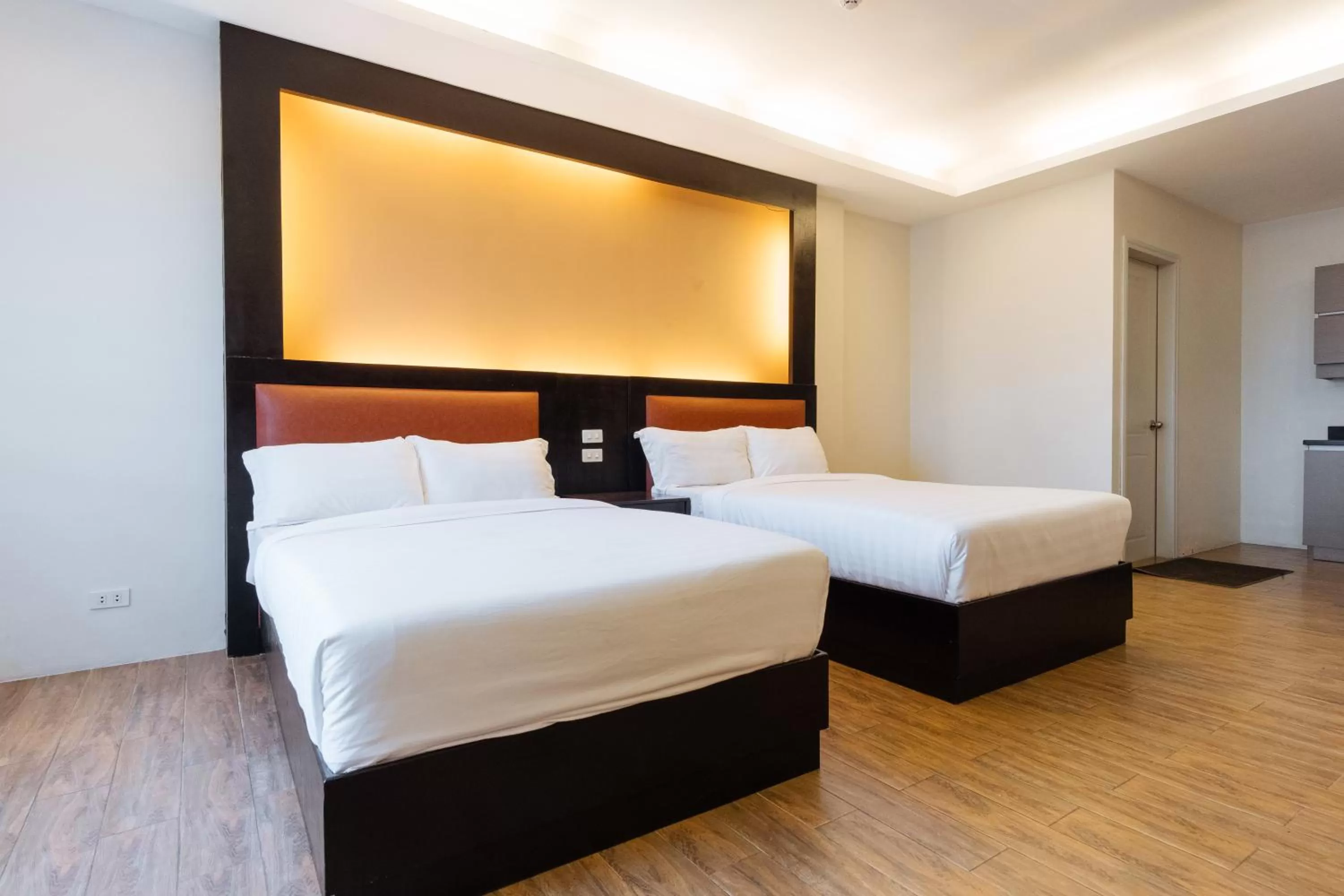 Bed in Northpointe Residences