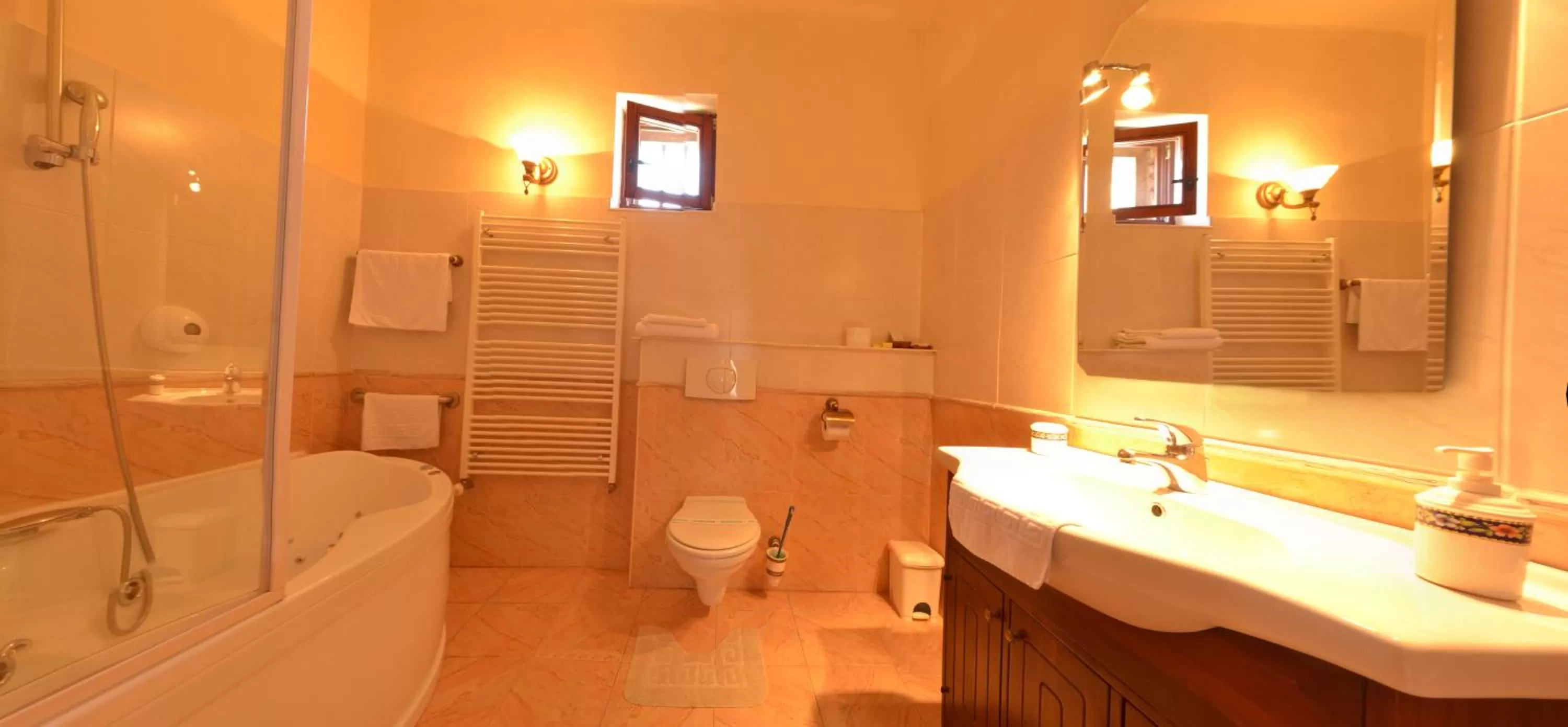 Bathroom in Hotel Bielmann