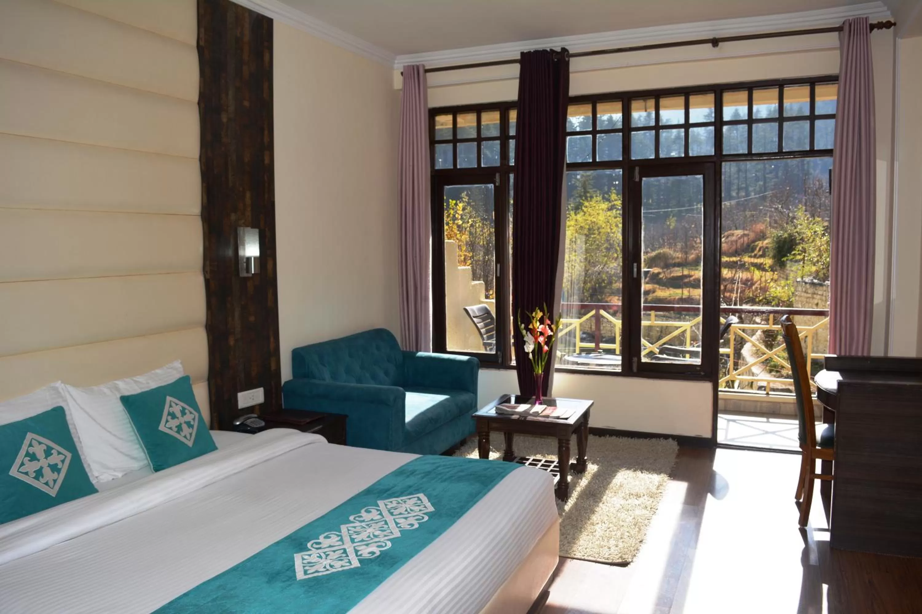 Snow Valley Resorts & Spa Manali