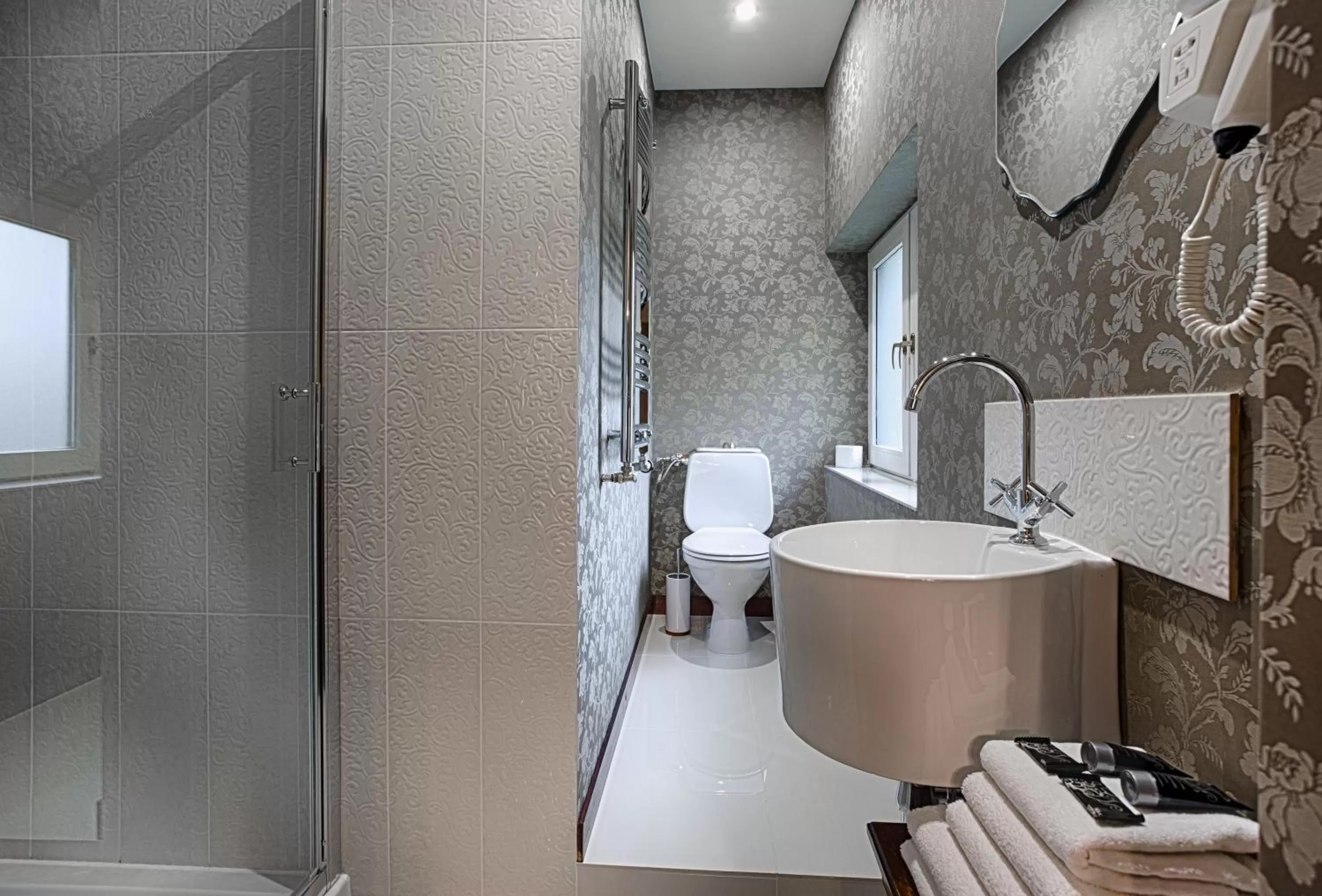 Bathroom in Matejki 8