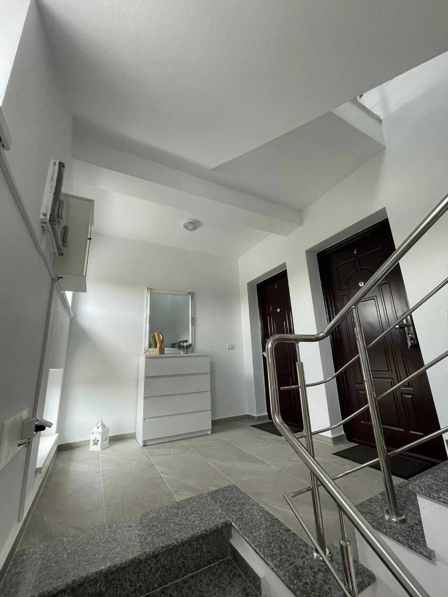 Cazare apartamente LAVI-TOUR Tg Neamț