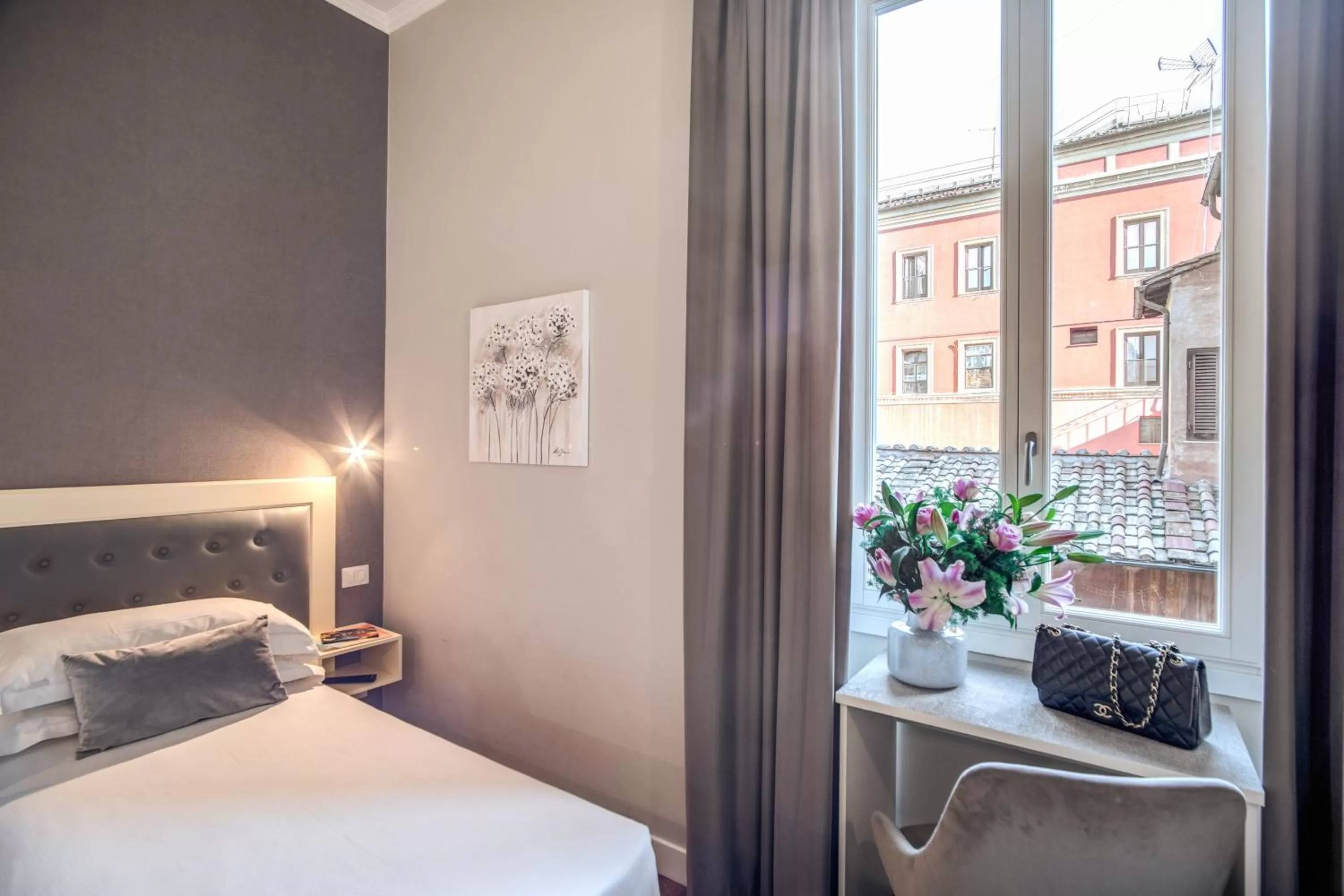 Bed in Hotel San Silvestro