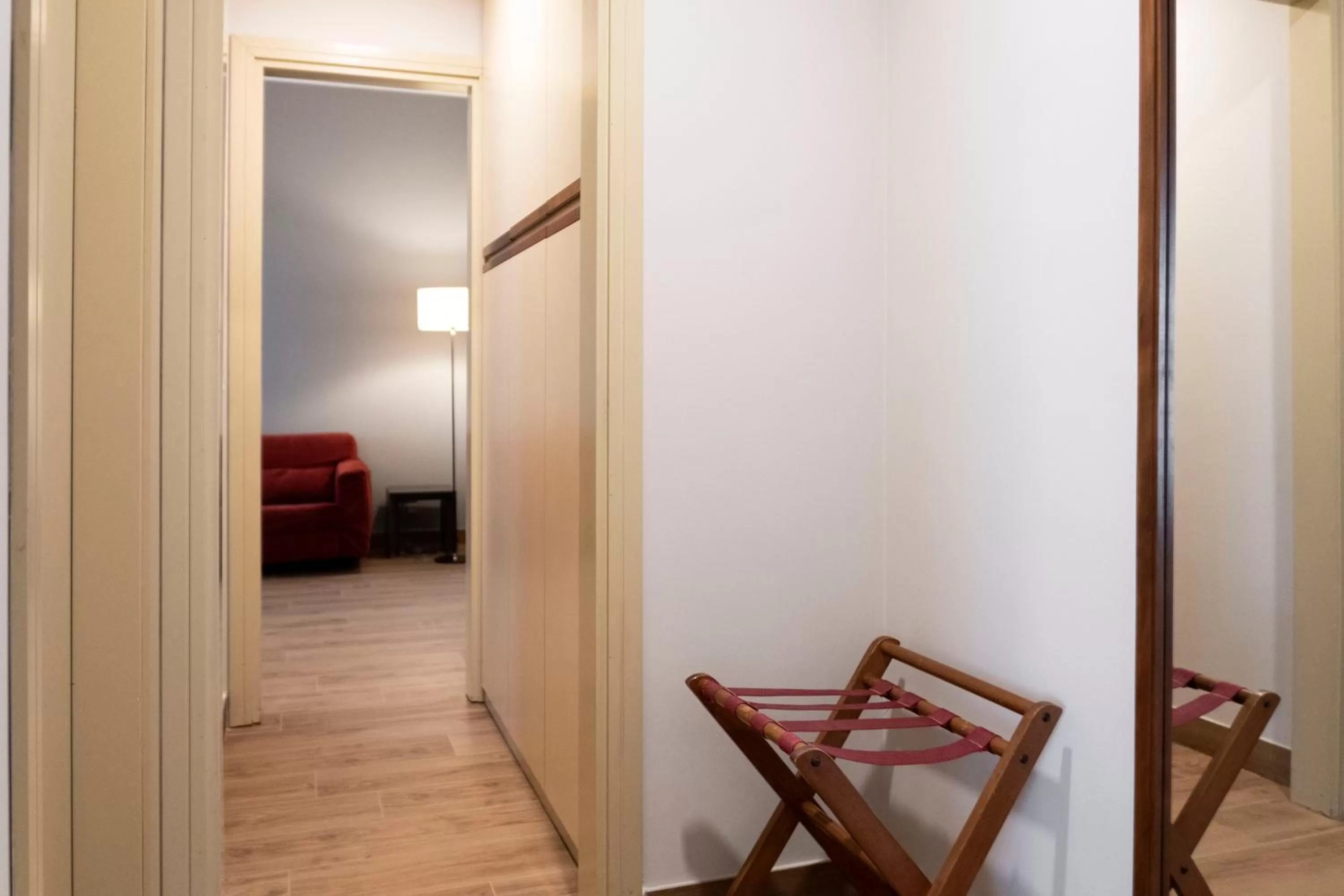 wardrobe in Villa Maria Hotel & SPA