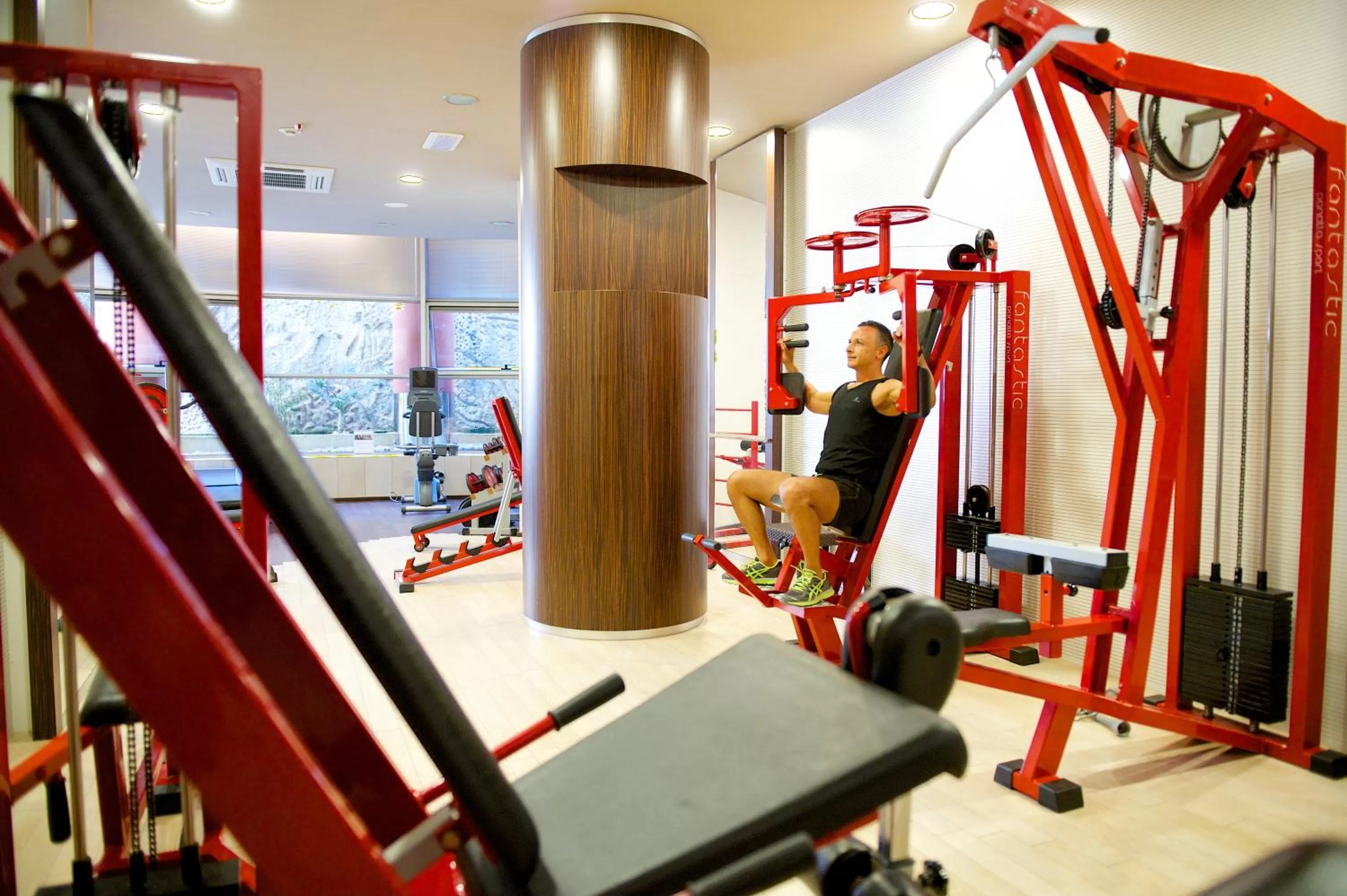 Fitness centre/facilities in Hotel Mercure Siracusa