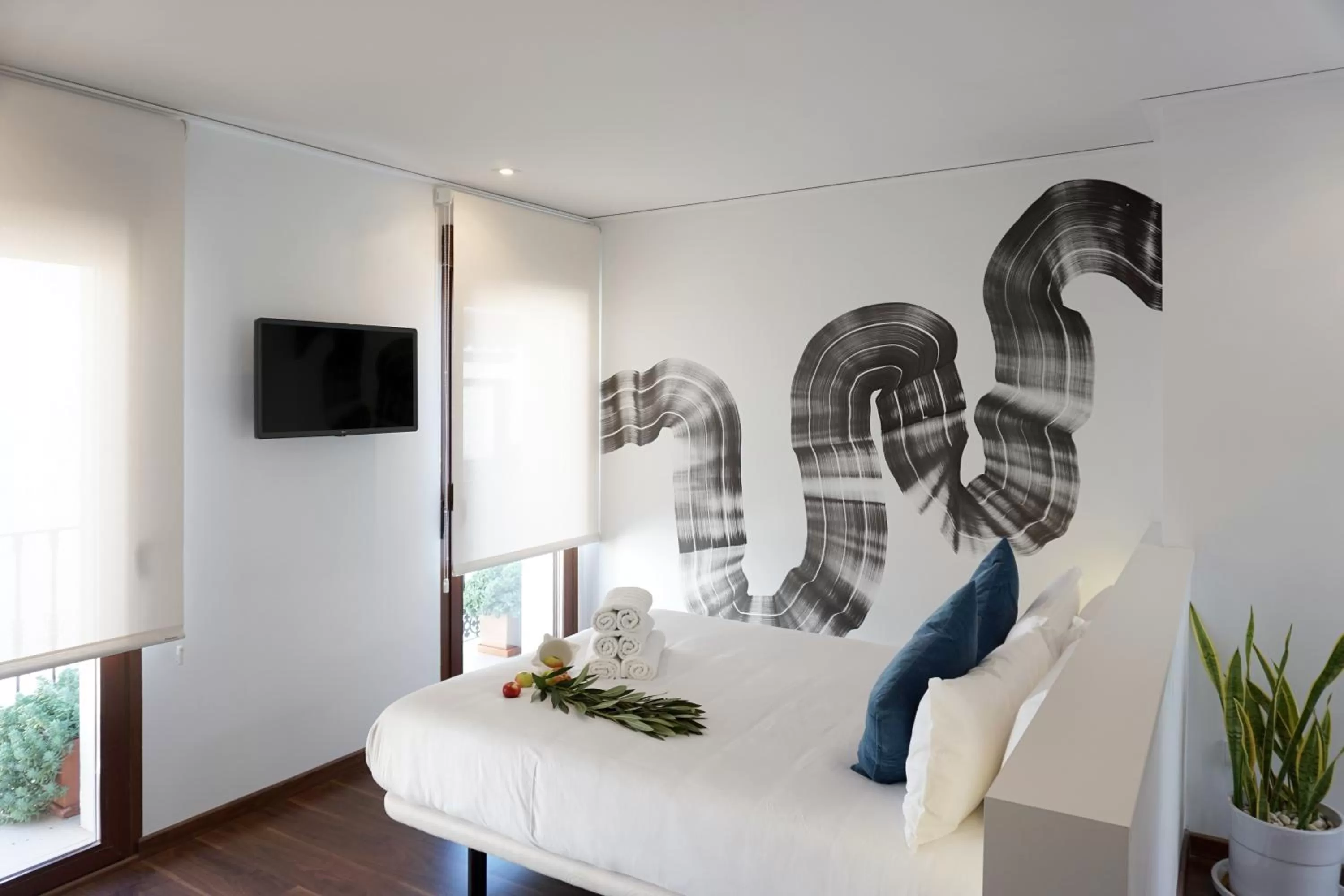 TV and multimedia in Mardenit Hotel Boutique