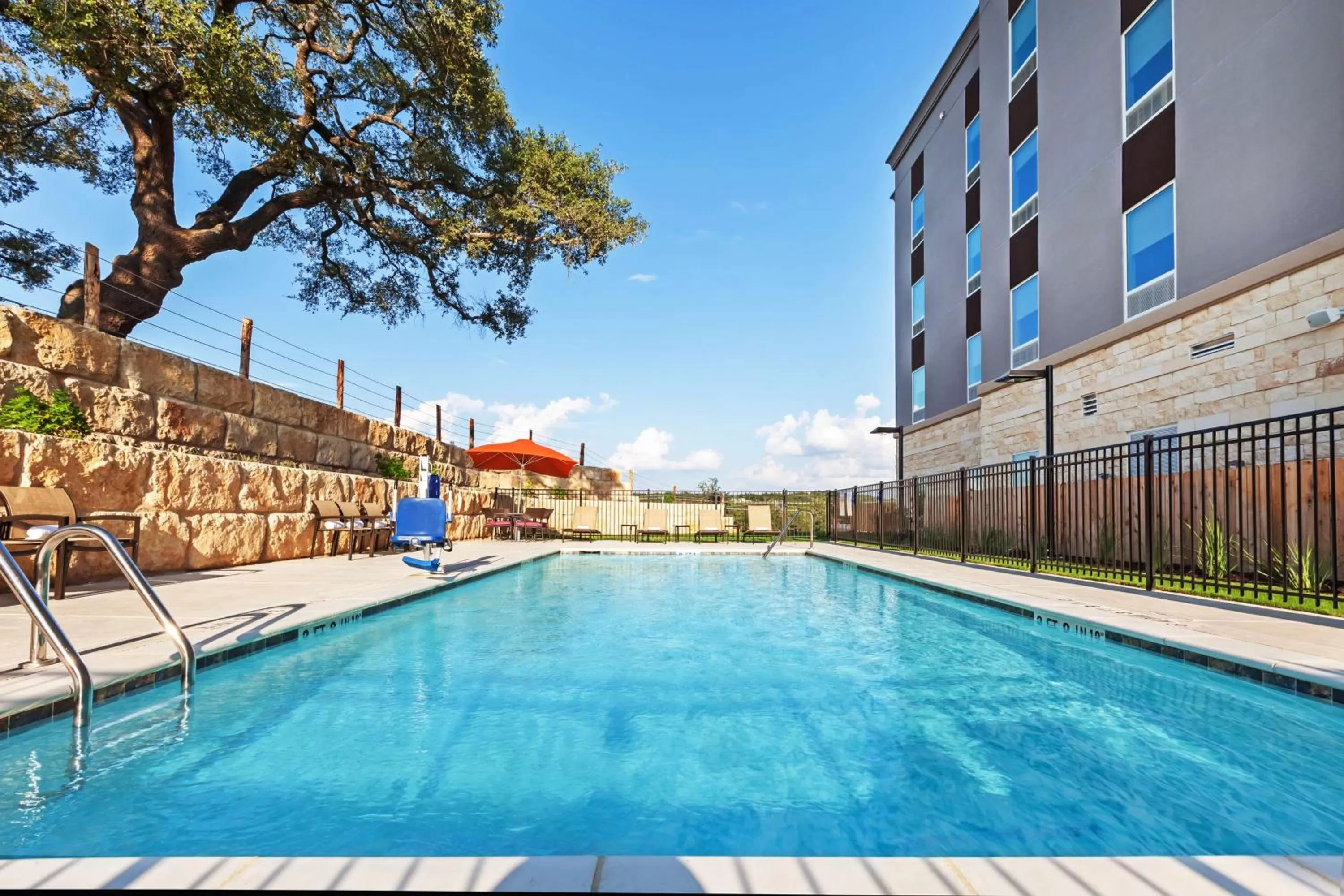 Pool view in Hampton Inn By Hilton Bulverde Texas Hill Country
