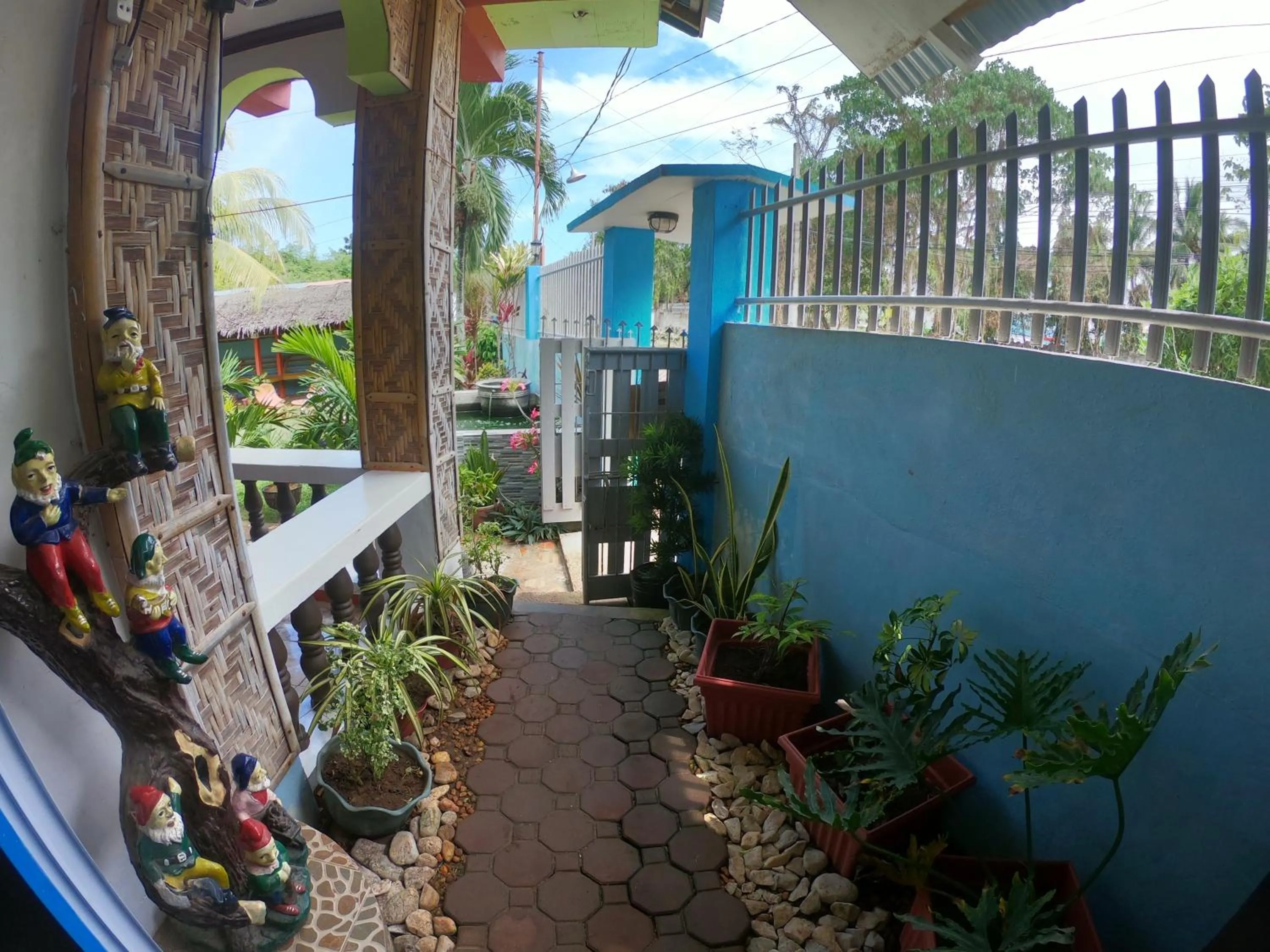 Bohol Sea Breeze Cottages and Resort