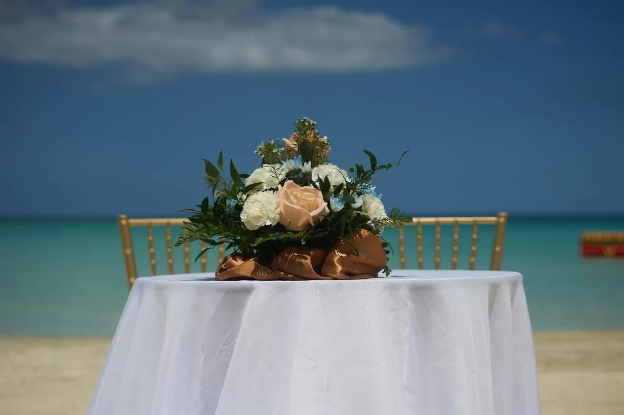 Beachcomber Club Resort