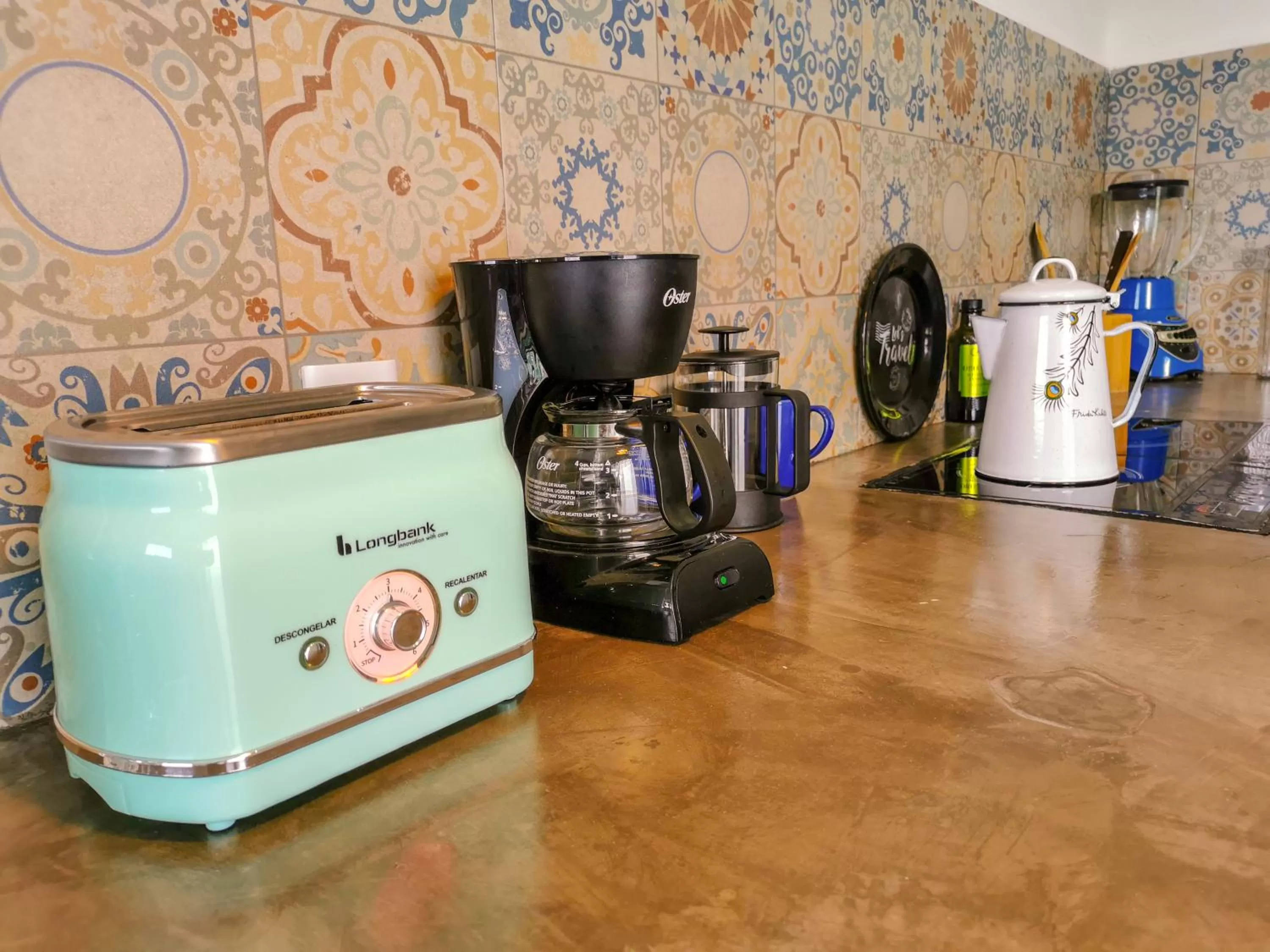 Coffee/tea facilities in Les Suites Calle 2 by Galian