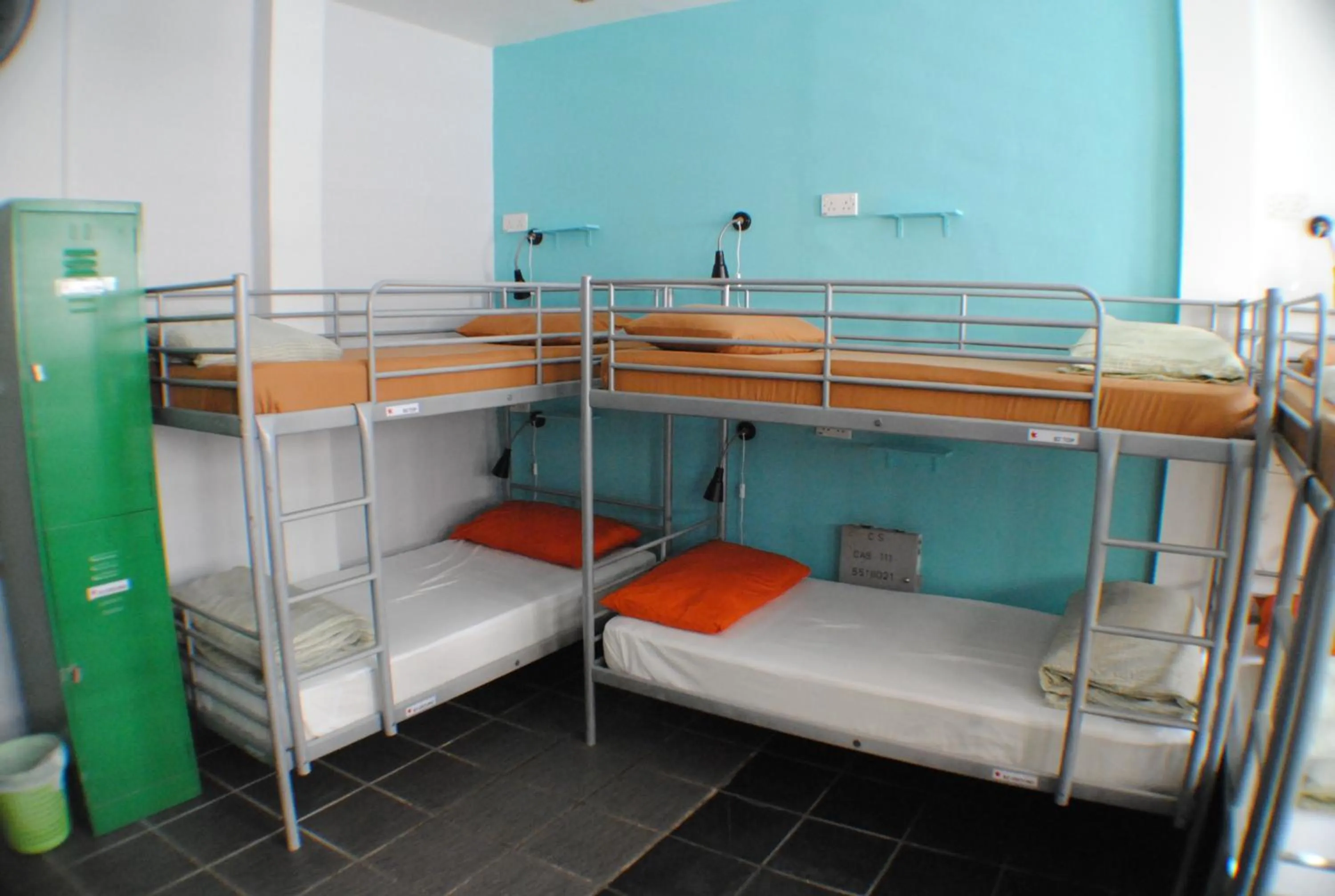 Photo of the whole room, Bed in Royal Lodge @ Pagoda Street