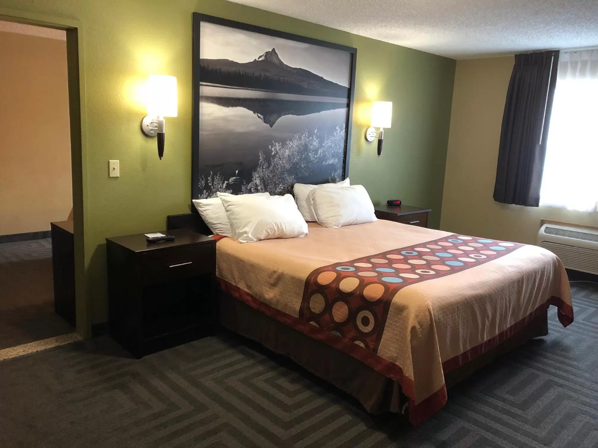 Bedroom, Bed in Super 8 by Wyndham LaGrande