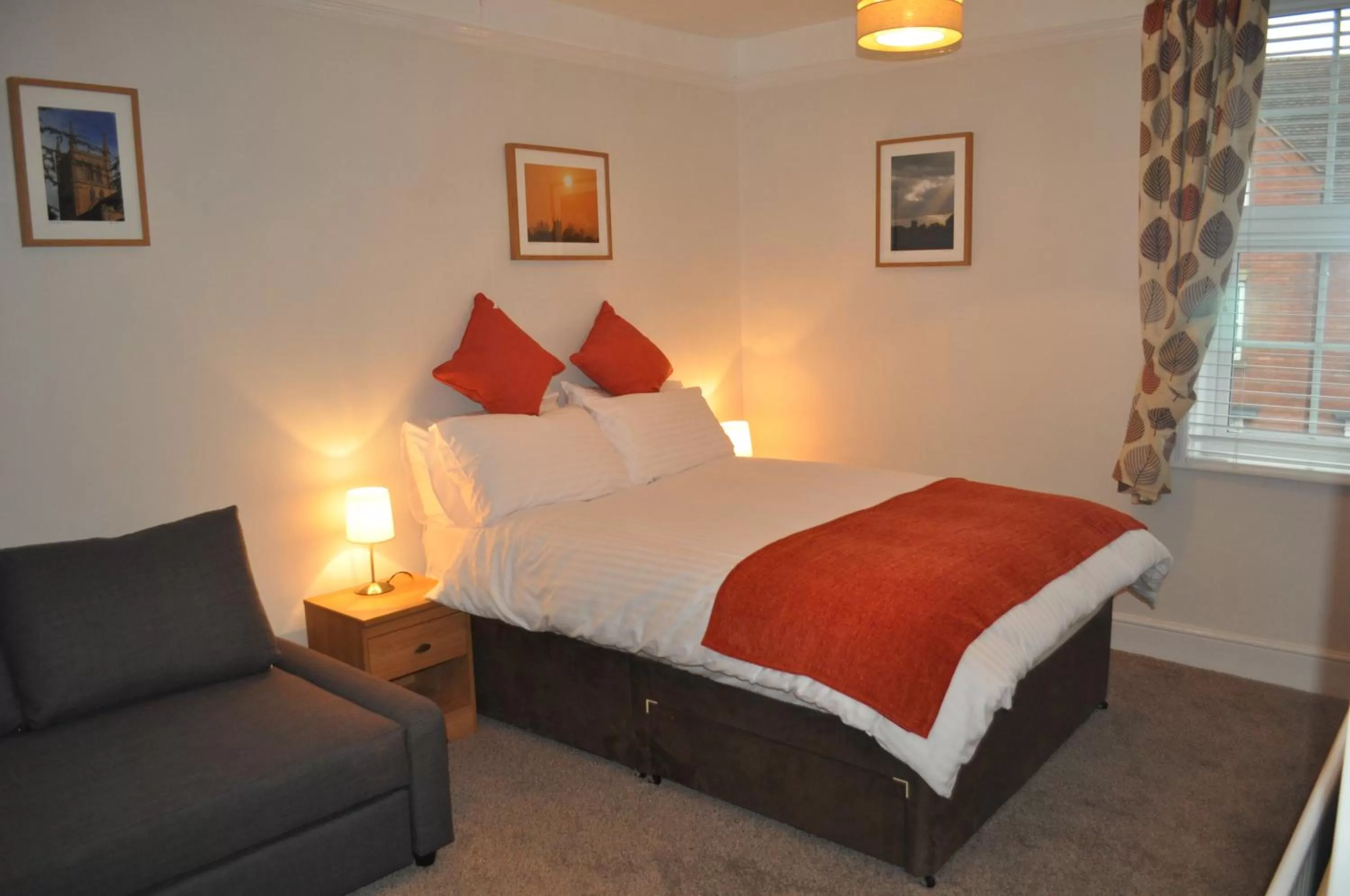 Bed in Woodlands 159