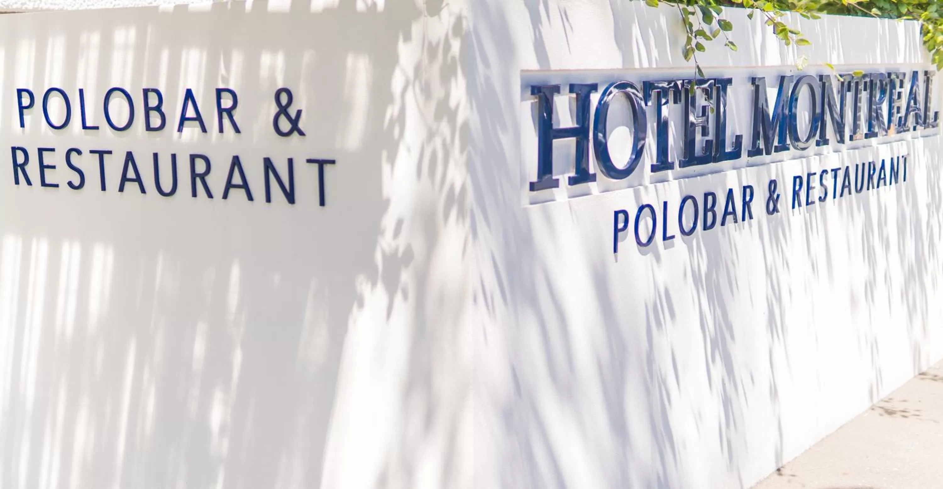 Property logo or sign in Hotel Montreal