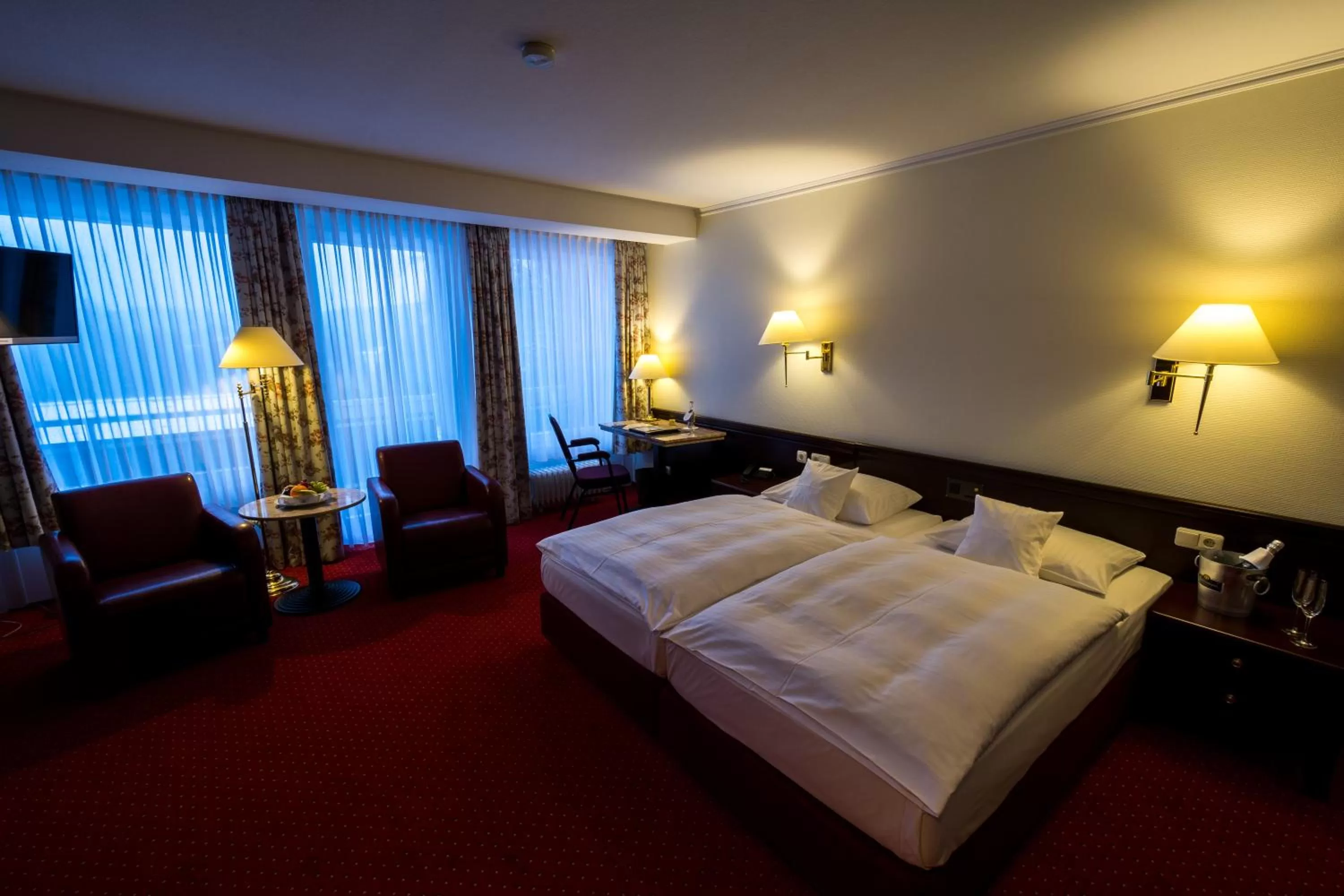Photo of the whole room, Bed in Sachsenwald Hotel Reinbek