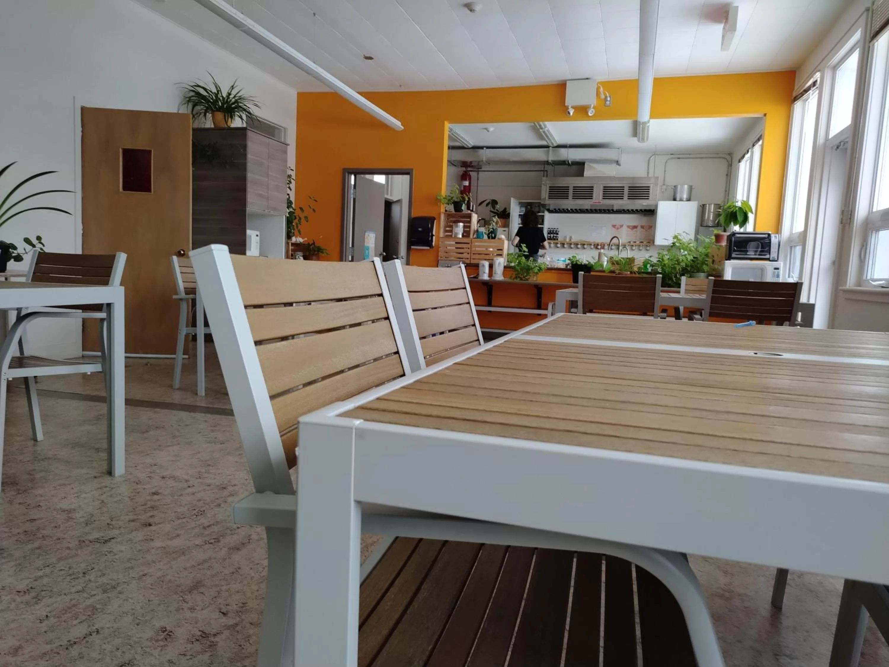 Kitchen or kitchenette in Auberge La Petite École de Forillon