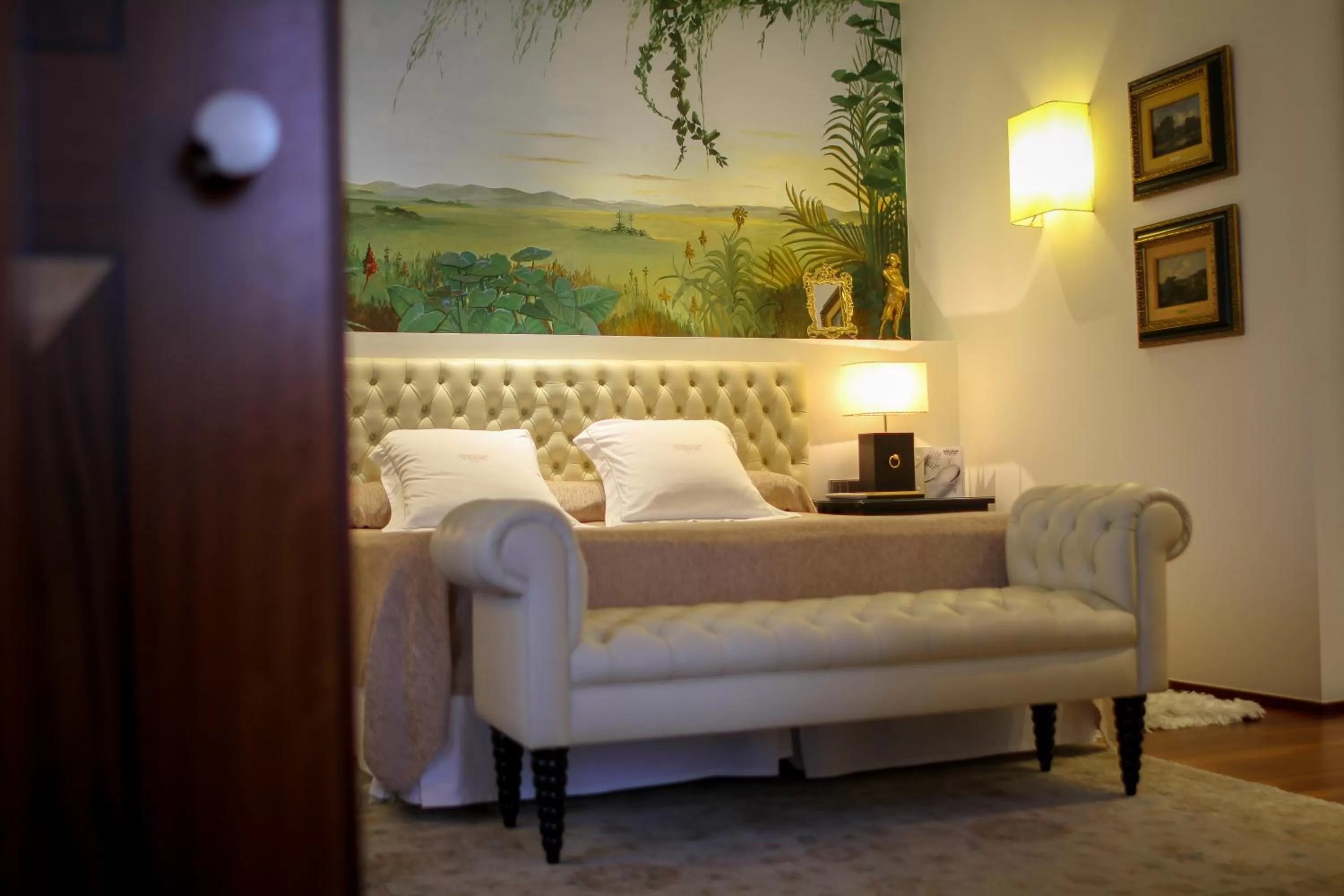 Bed in Mirador de Dalt Vila-Relais & Chateaux