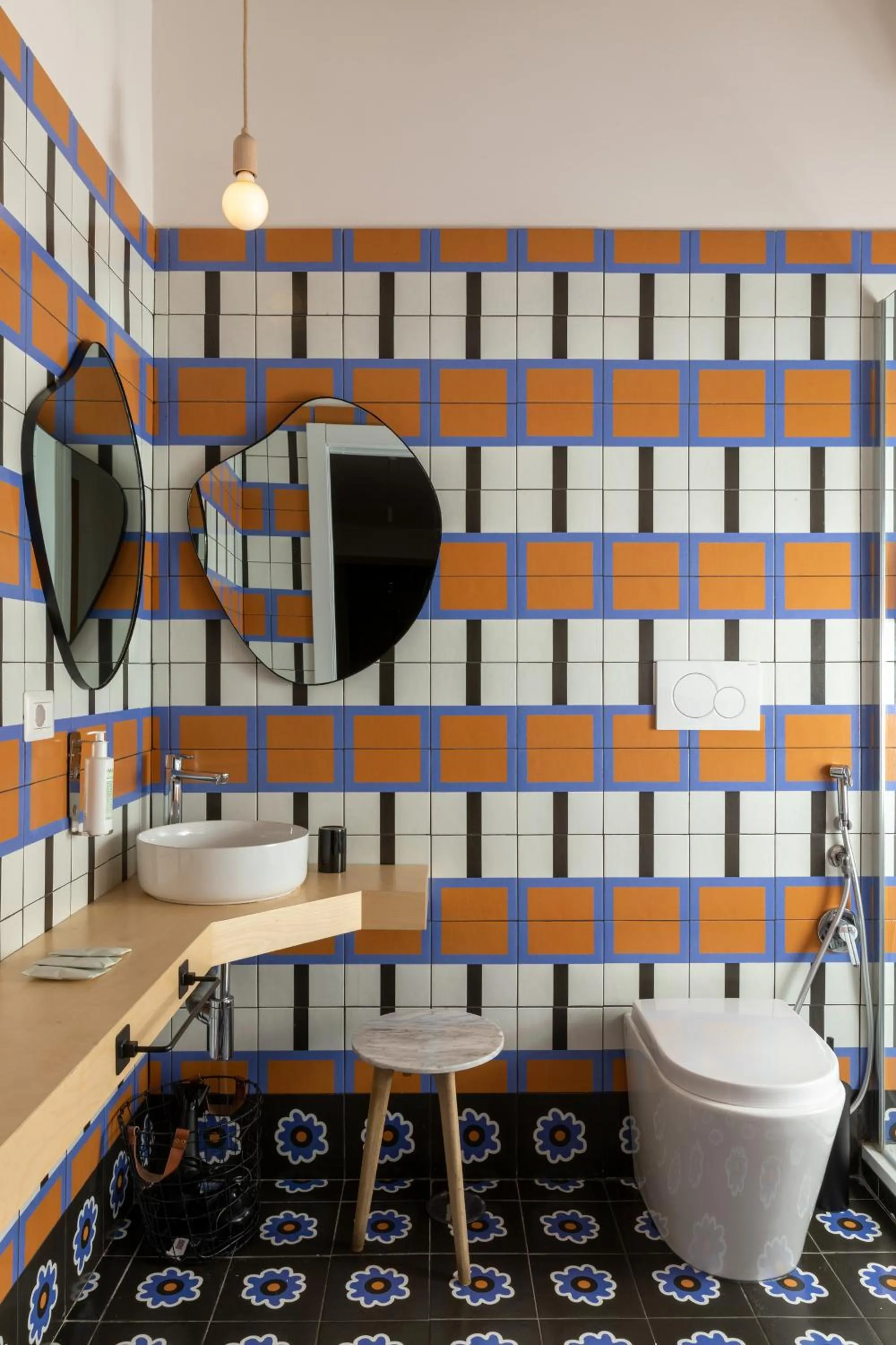 Bathroom in Salotto Monti