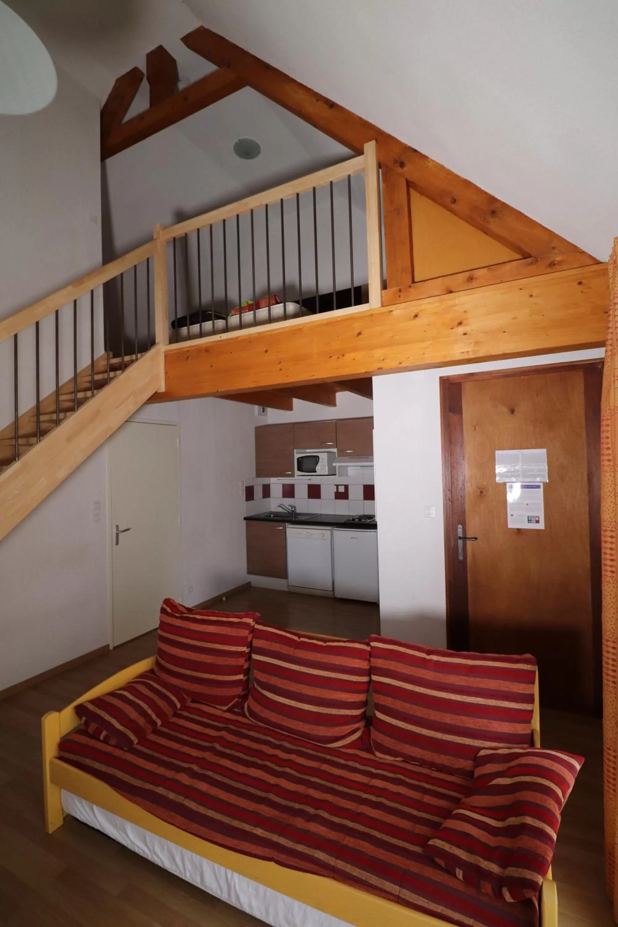 TV and multimedia, Bed in Chateau Ricard