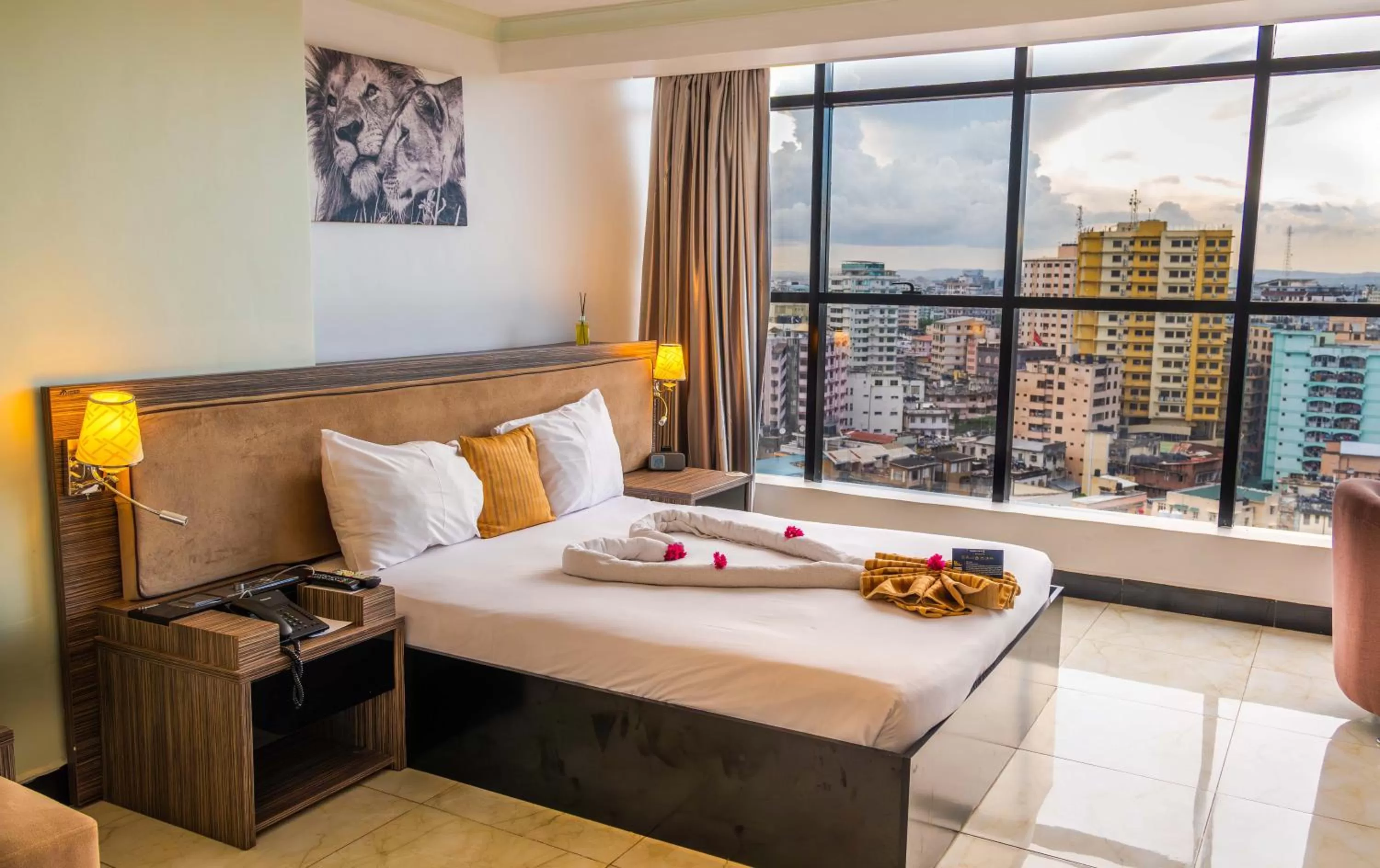 Bed in Golden Tulip Dar Es Salaam City Center Hotel