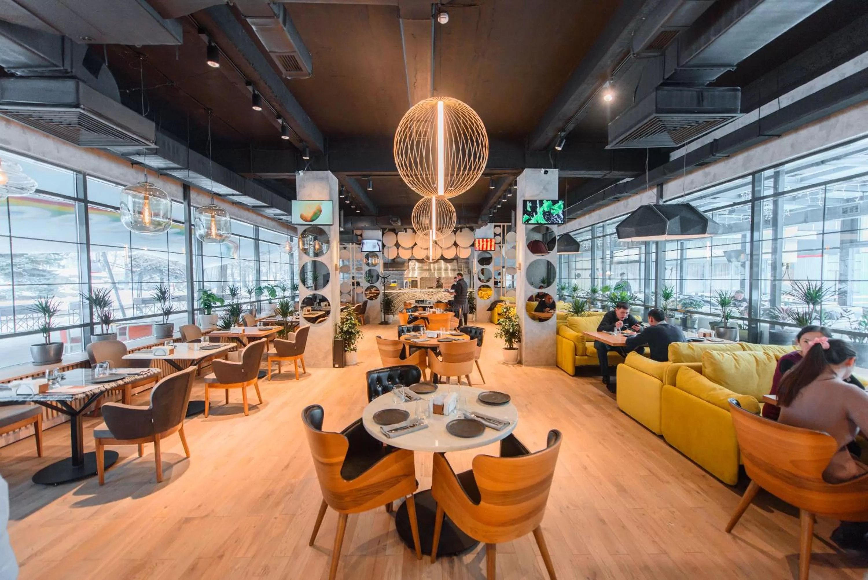 Restaurant/places to eat in Kazakhstan Hotel