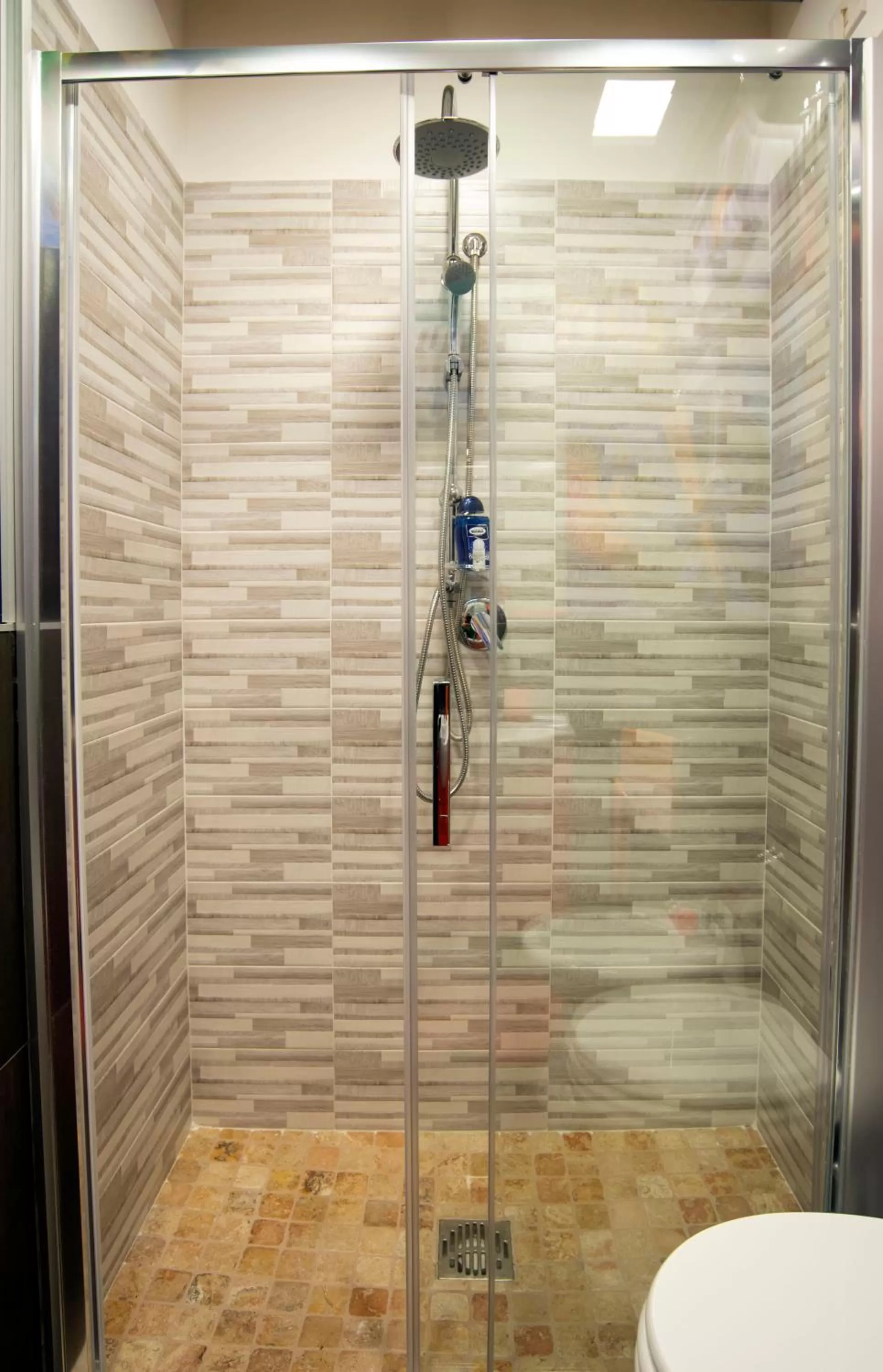 Shower in Nives Bed & Breakfast