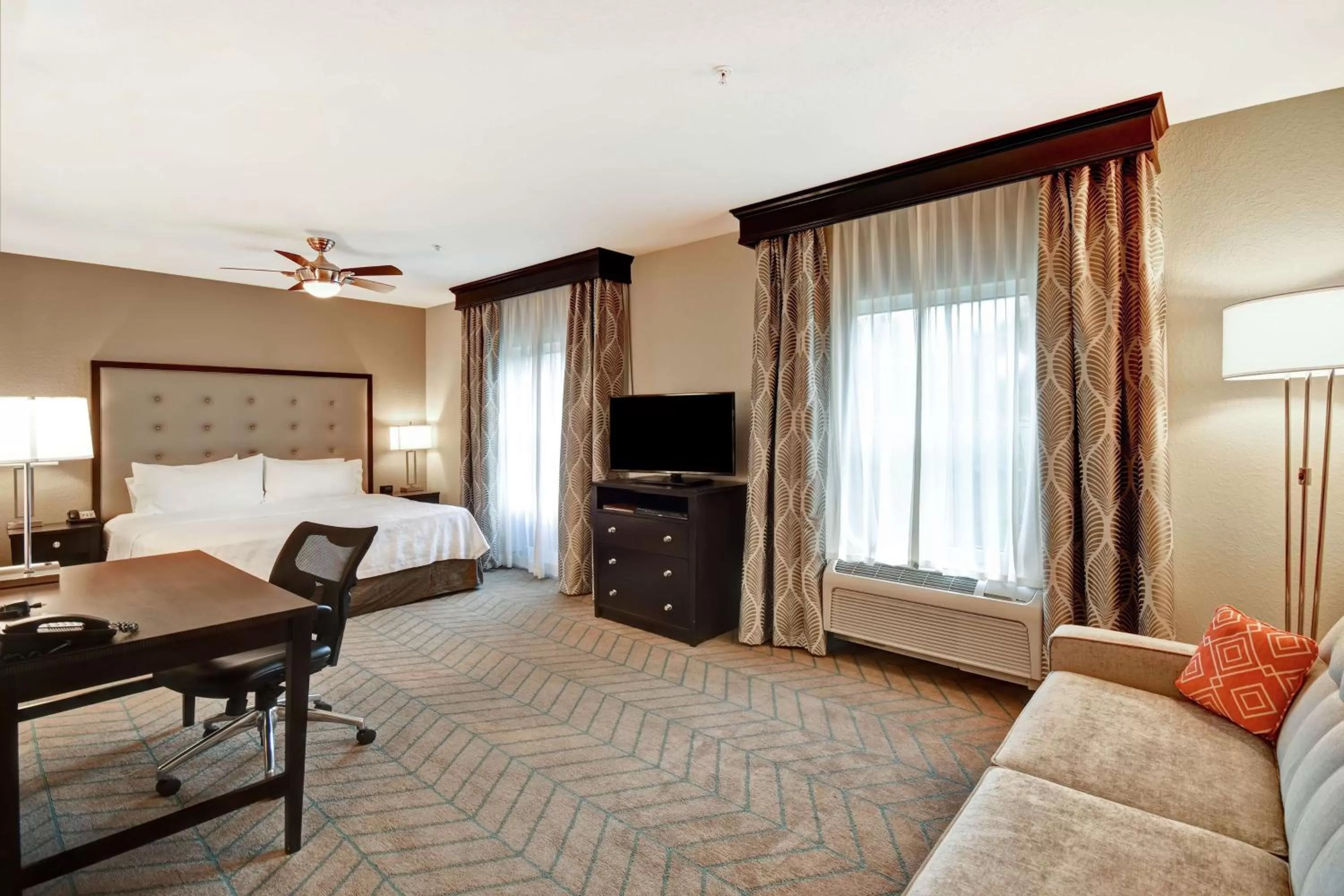 Bedroom, Bed in Homewood Suites by Hilton Tampa-Port Richey