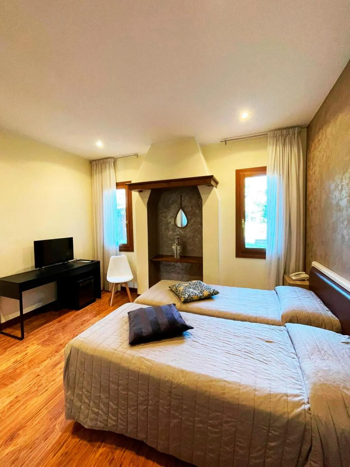 Bed in Hotel Villa Braida