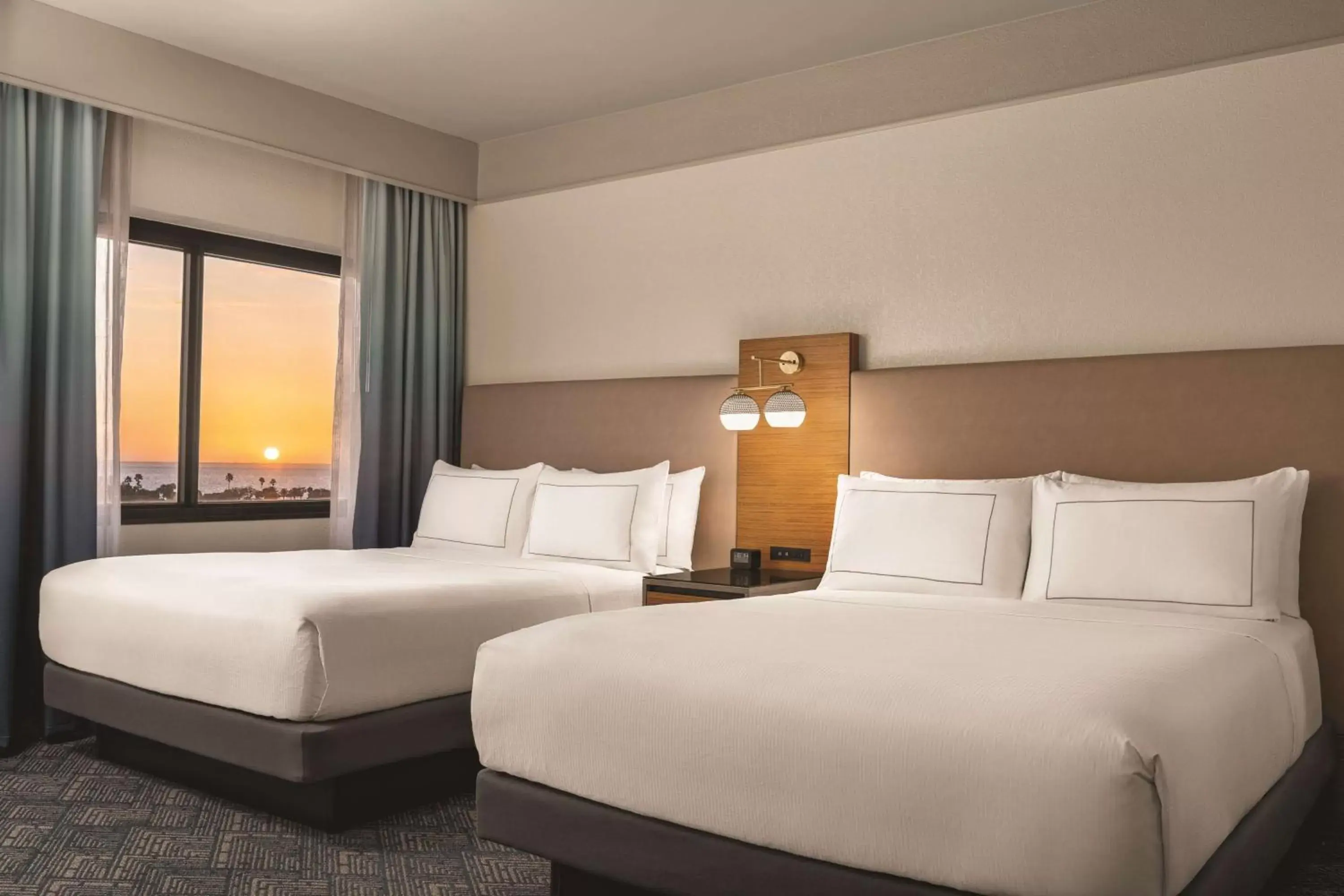 Queen Room with Two Queen Beds - Sunset View in DoubleTree by Hilton Tampa Rocky Point Waterfront Queen Room with Two Queen Beds - Sunset View in DoubleTree by Hilton Tampa Rocky Point Waterfront