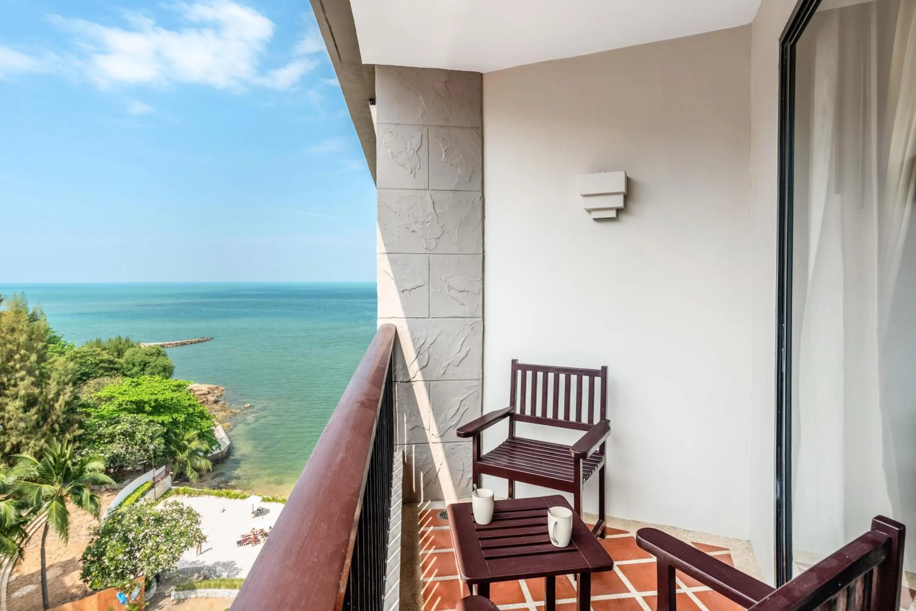 Balcony/Terrace in Garden Cliff Resort And Spa