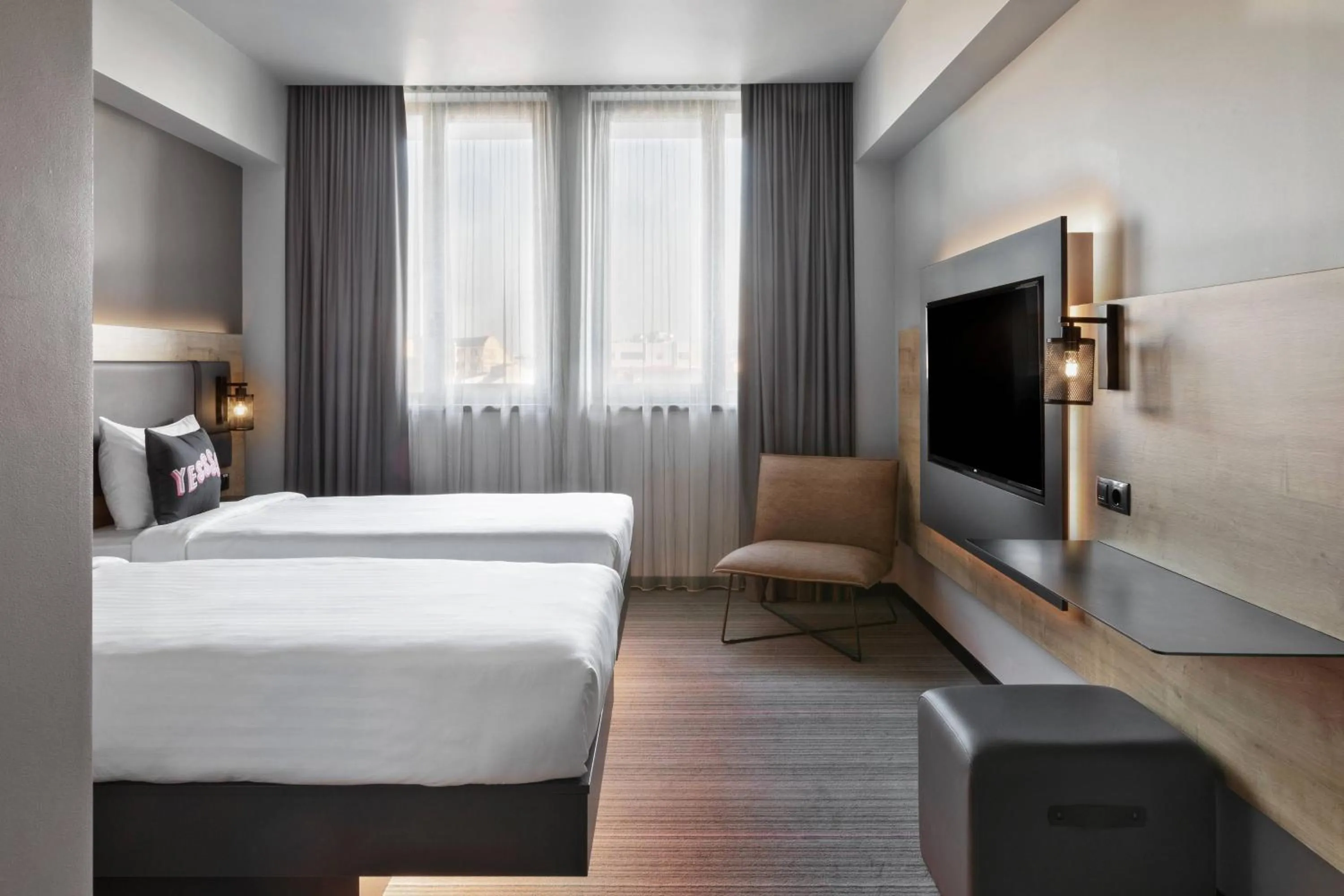 Photo of the whole room, Bed in Moxy Bucharest Old Town