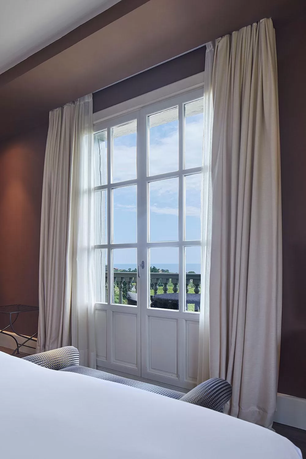 Garden view, Bed in Hotel Iturregi