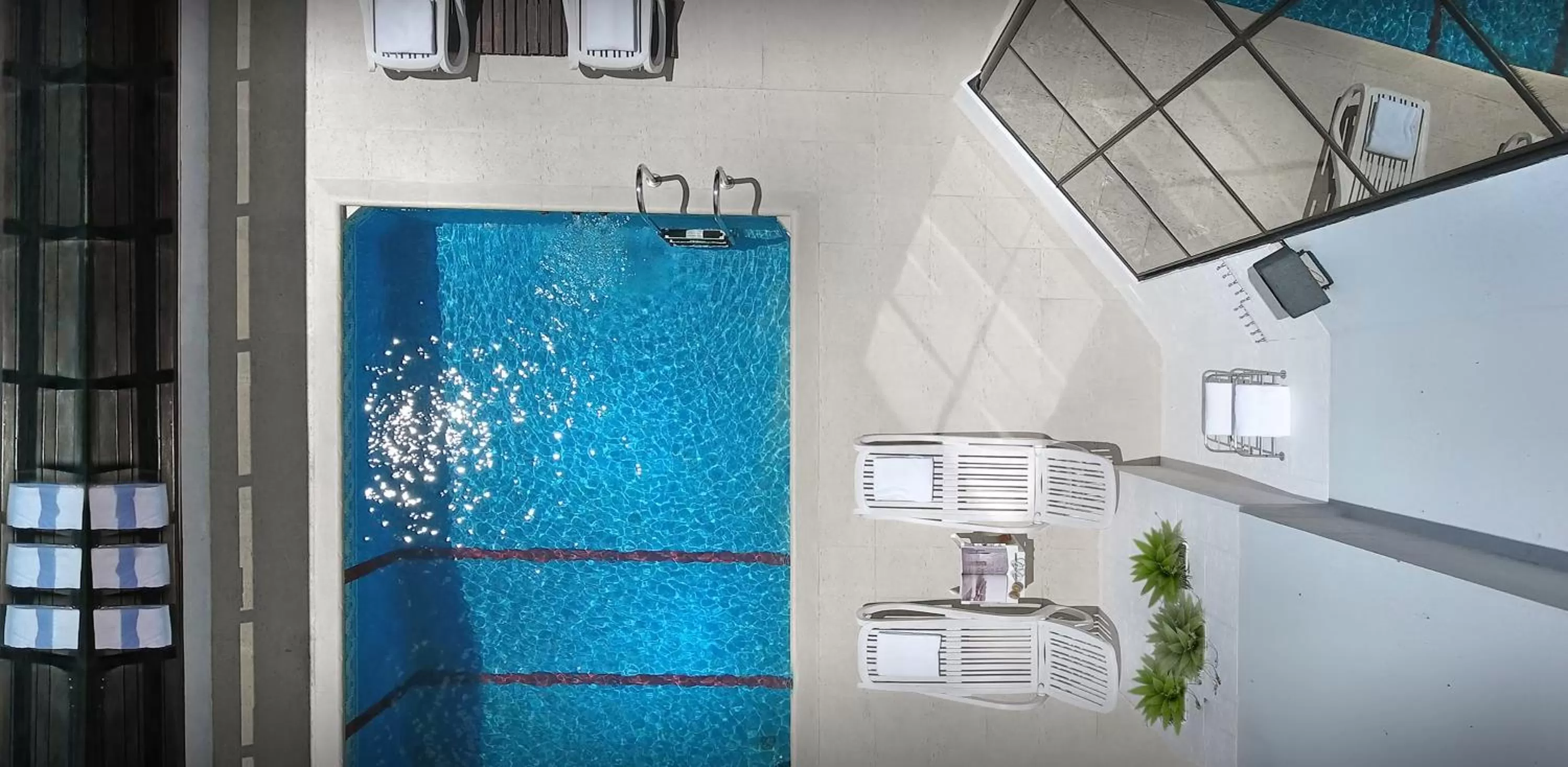 Swimming pool in Ramada by Wyndham Buenos Aires Centro