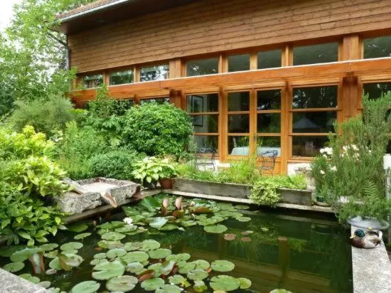 Swimming Pool in Le Clos Chedeville