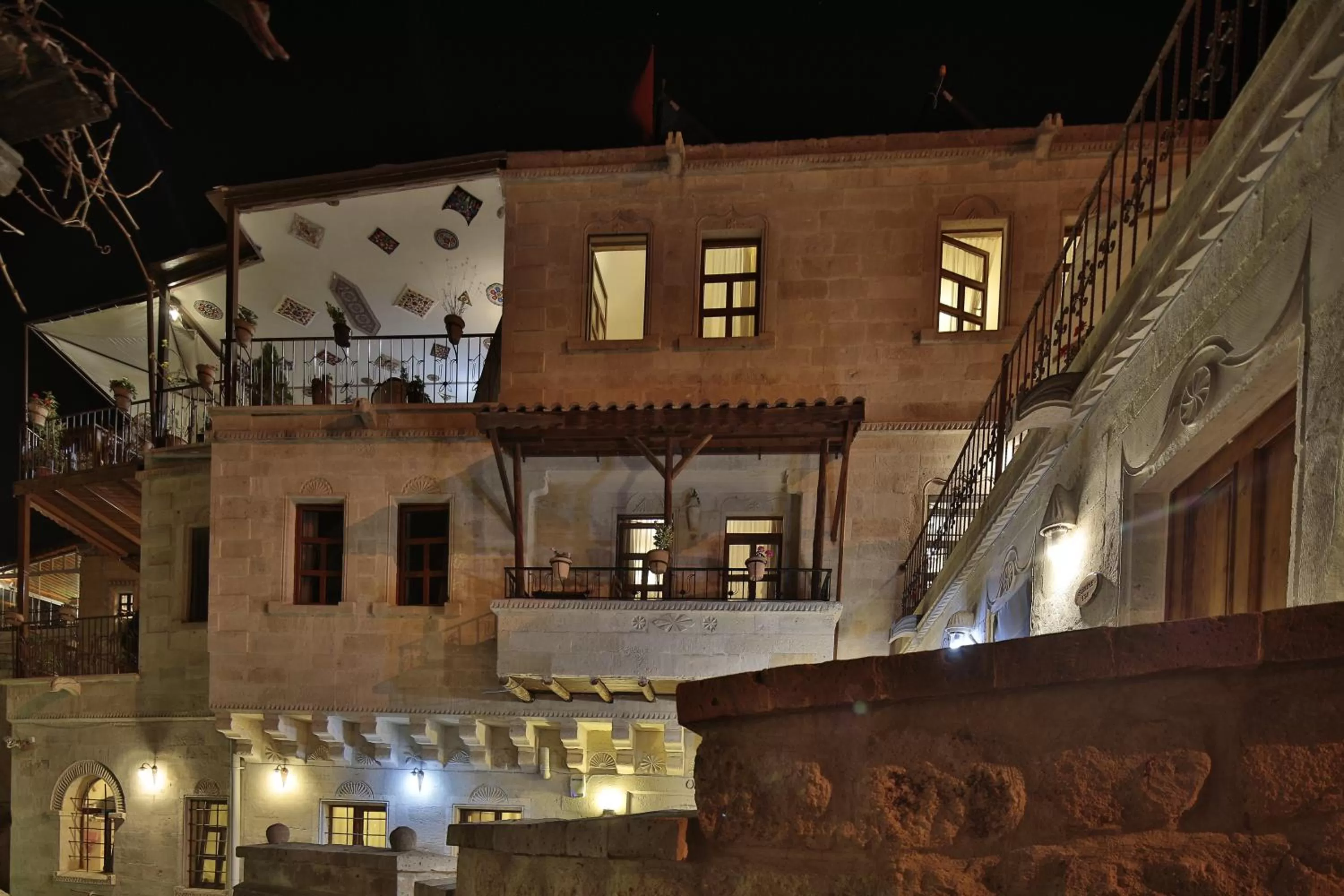 Patio in Vista Cave Hotel