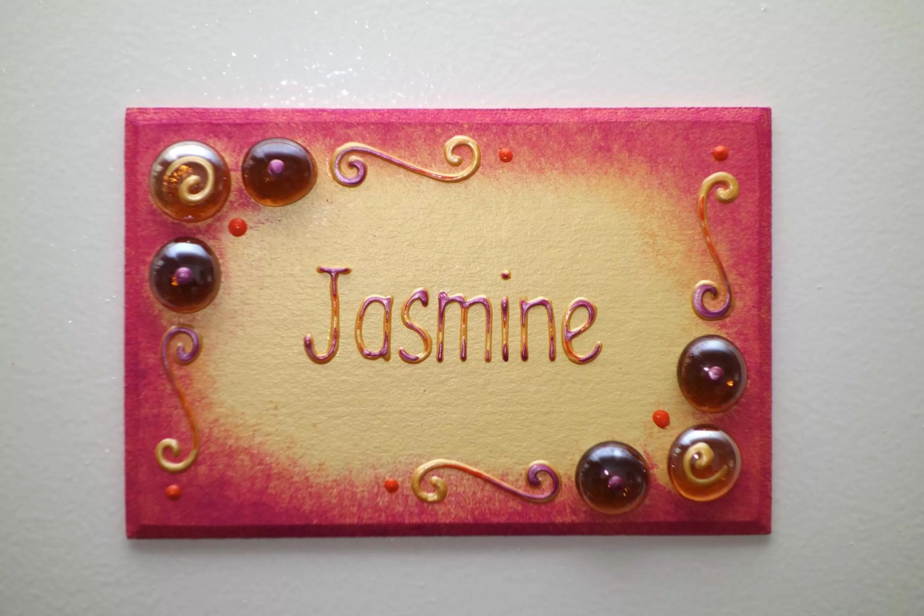 Decorative detail in Chambre D'Hôtes le Phenix