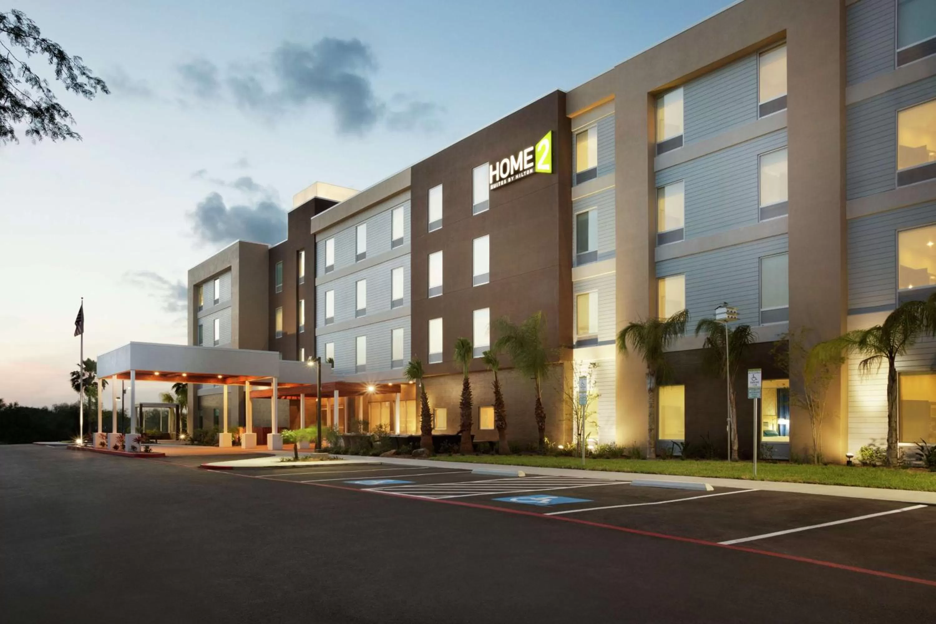 Property building in Home2 Suites By Hilton McAllen