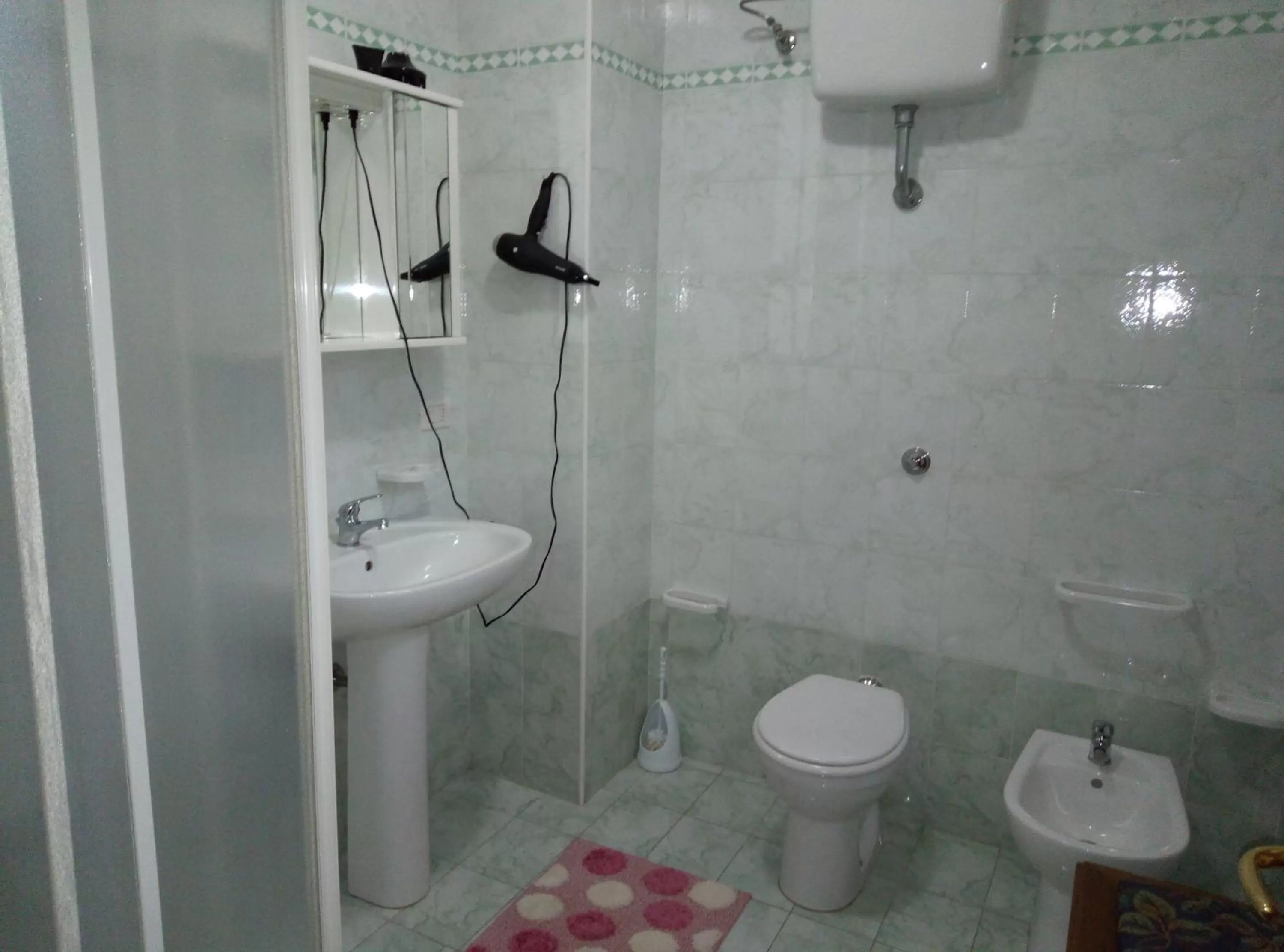 Bathroom in Mamma Assunta