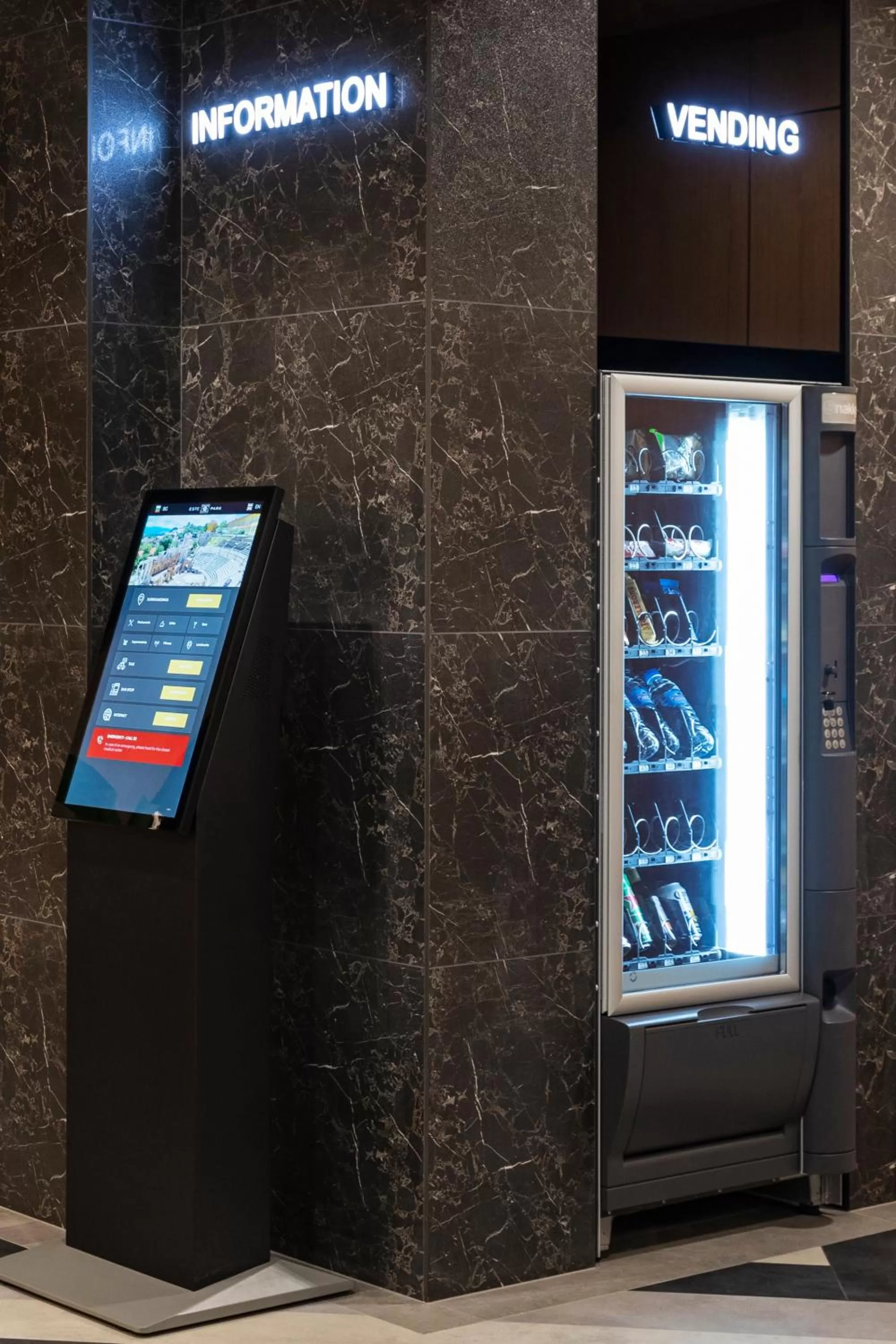 Drinks in -- ESTE PARK HOTEL -- part of Urban Chic Luxury Design Hotels - Parking & Compliments - next to Shopping & Dining Mall Plovdiv