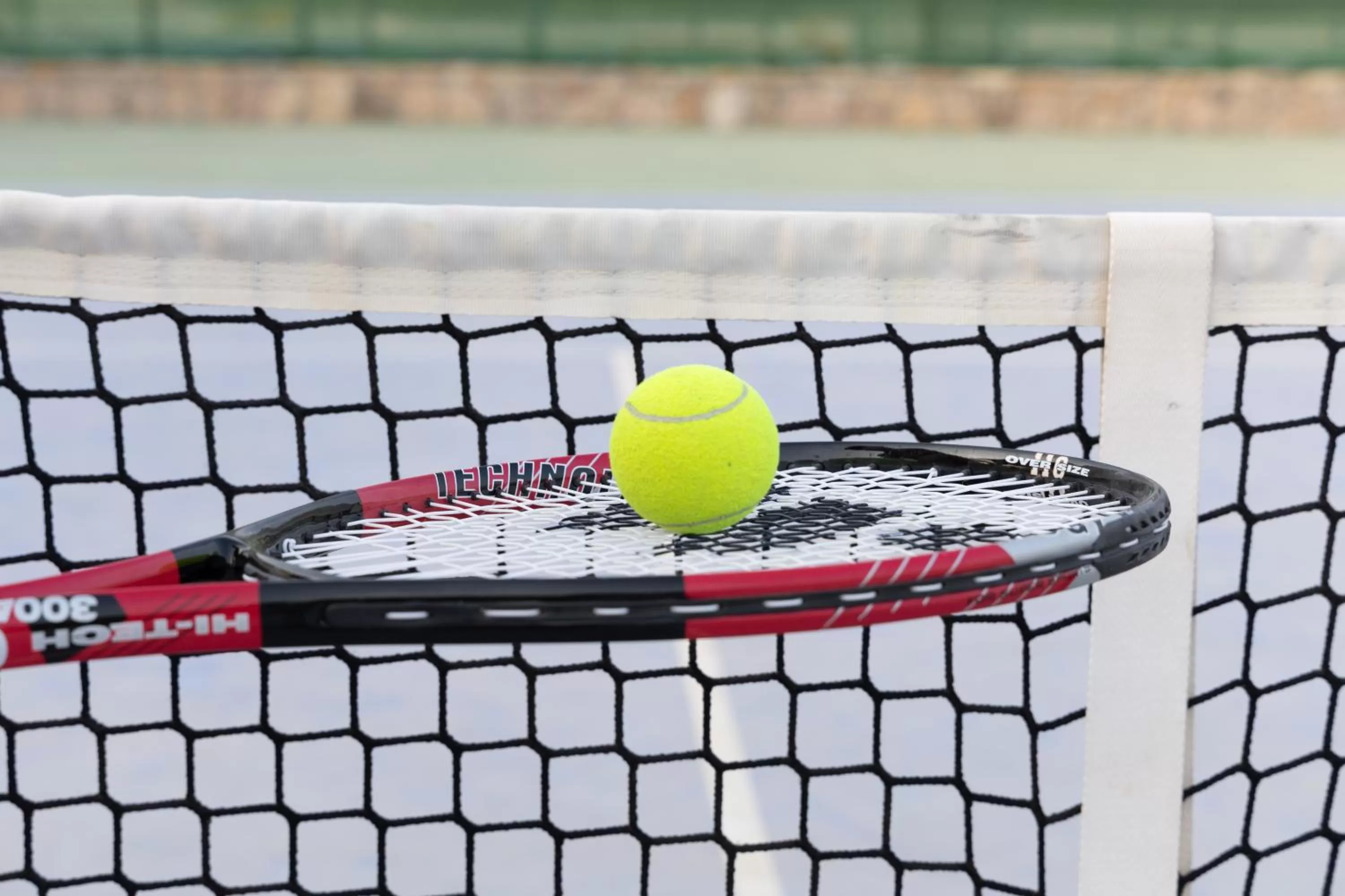 Tennis court in Fort Arabesque Resort, Spa & Villas