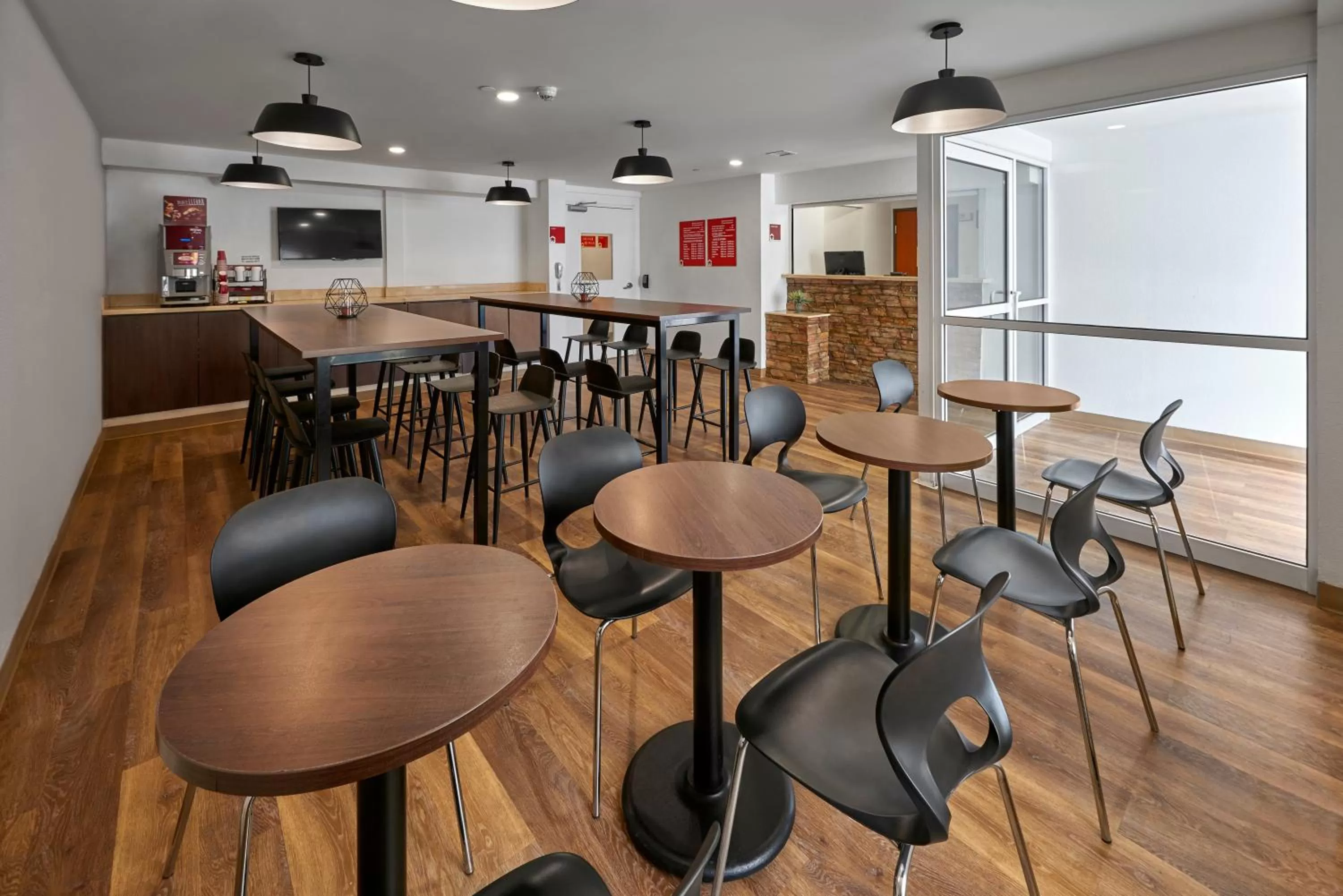 Lobby or reception in Extended Suites Monterrey Aeropuerto