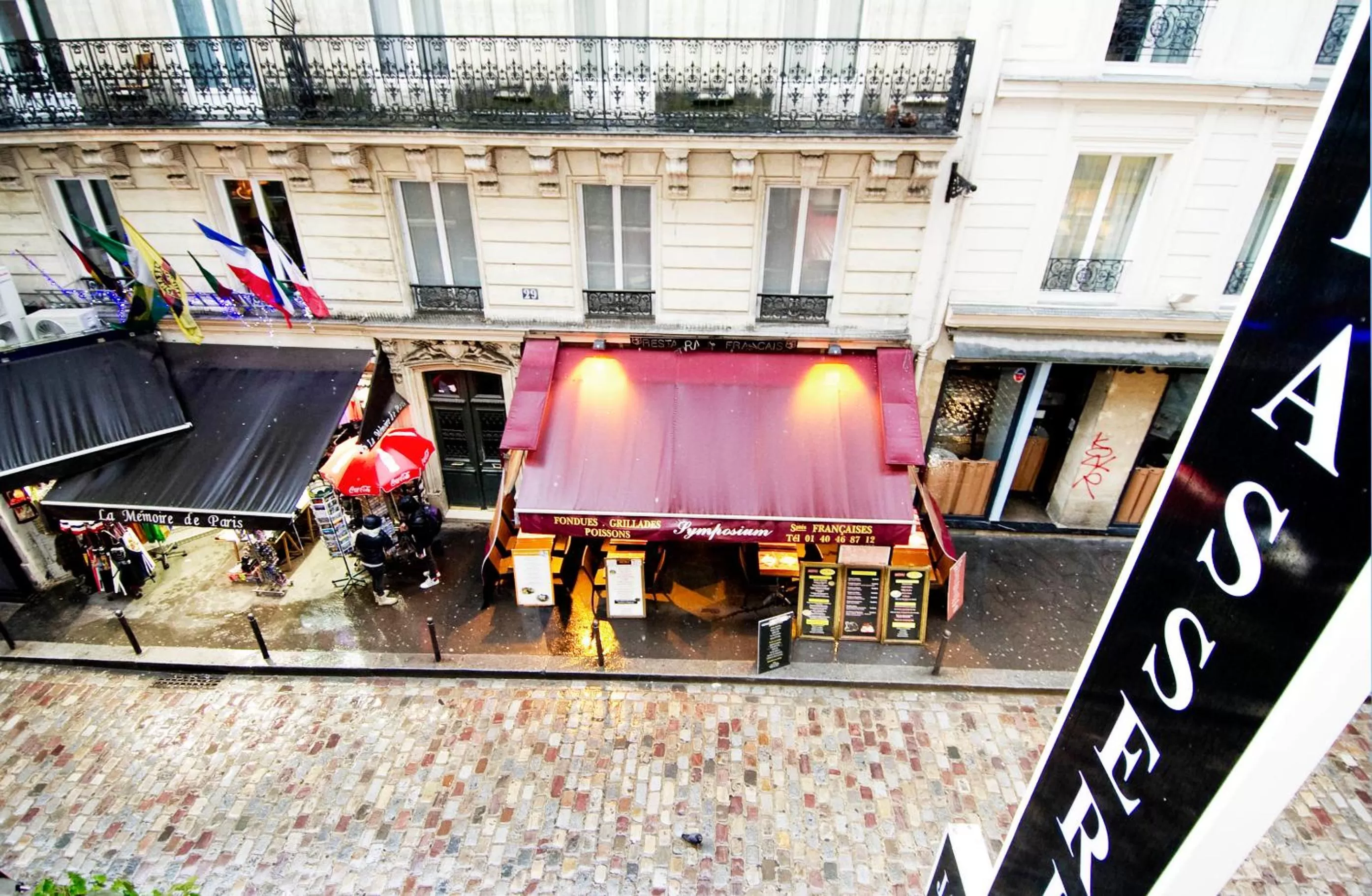 Facade/entrance in Hôtel du Mont Blanc