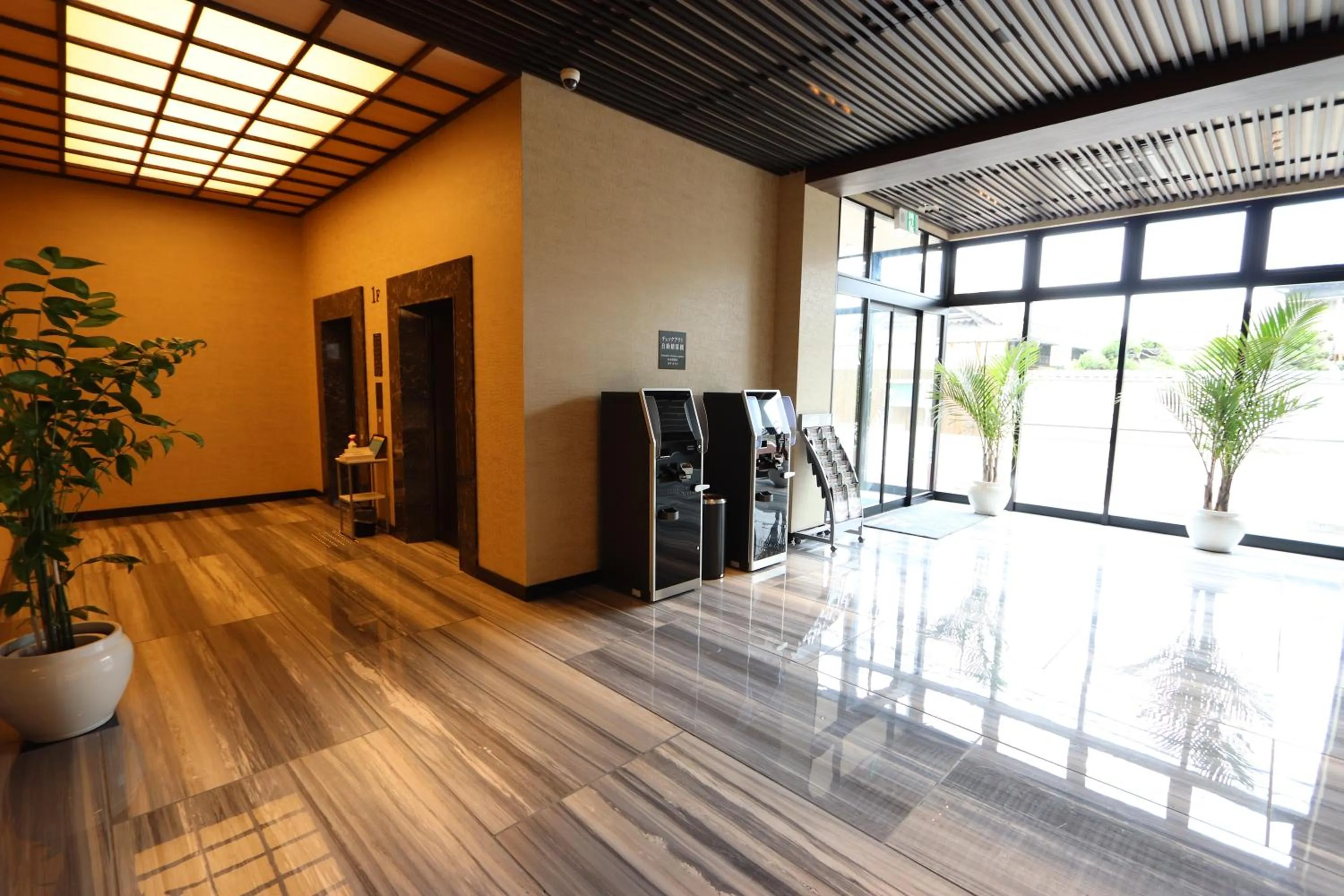 Lobby or reception in Hotel Kanade Kanku Kaizuka