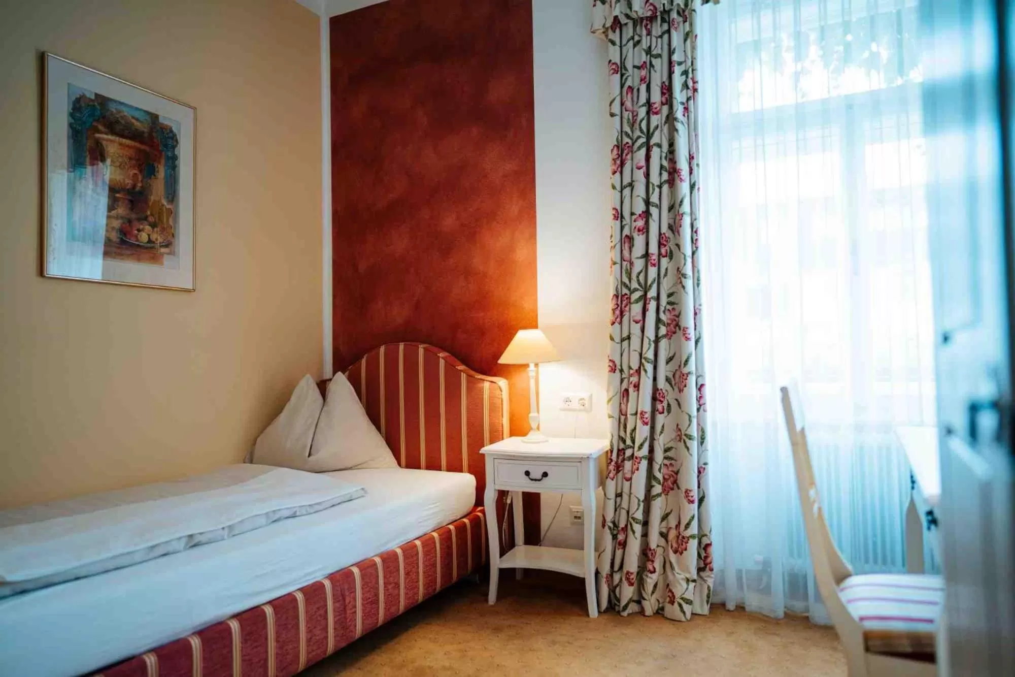 Standard Single Room in Hotel Palais26